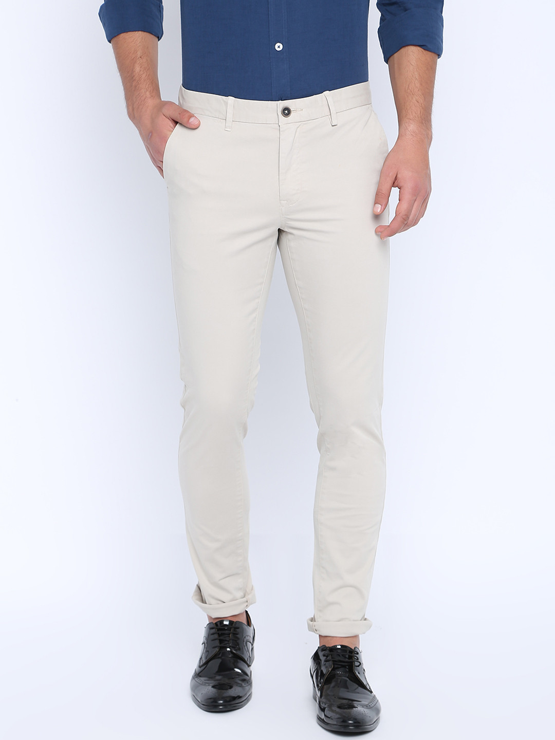

Basics Men Cream-Coloured Skinny Fit Solid Regular Trousers