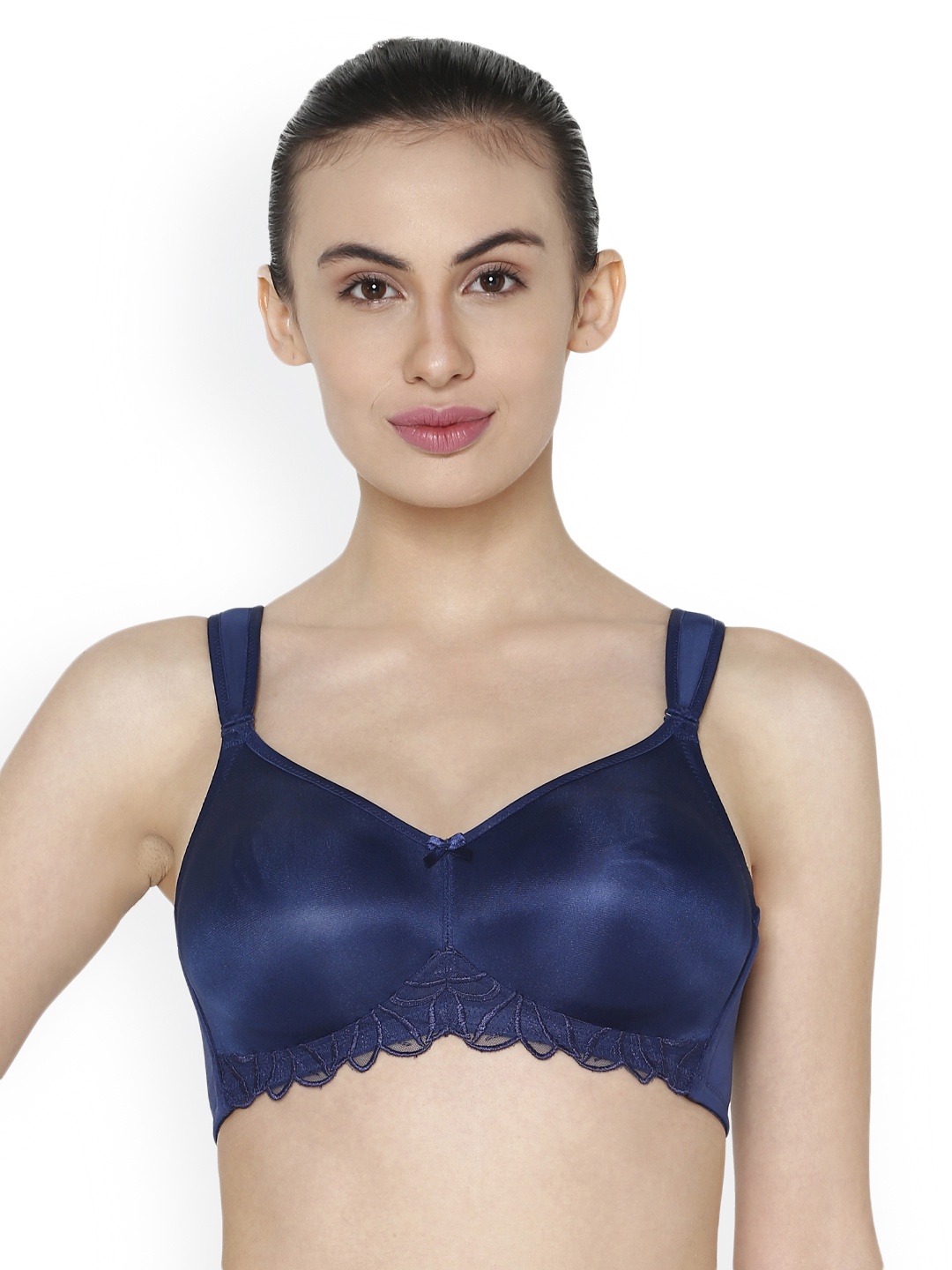 

Triumph Minimizer 151 Wireless Non Padded Comfortable Support Big Cup Bra, Blue