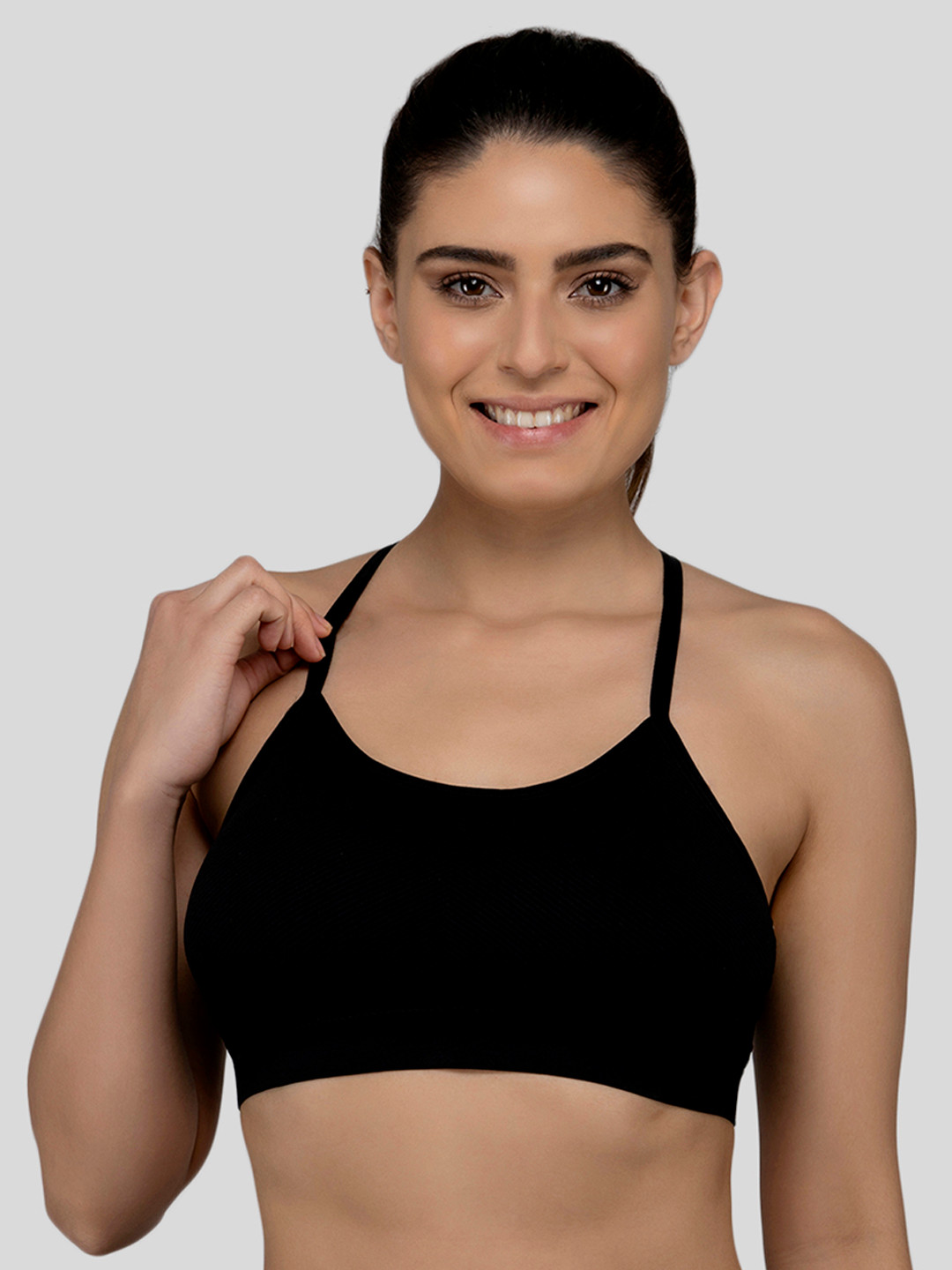 

Laceandme Black Solid Non-Wired Lightly Padded Everyday Bra 4298