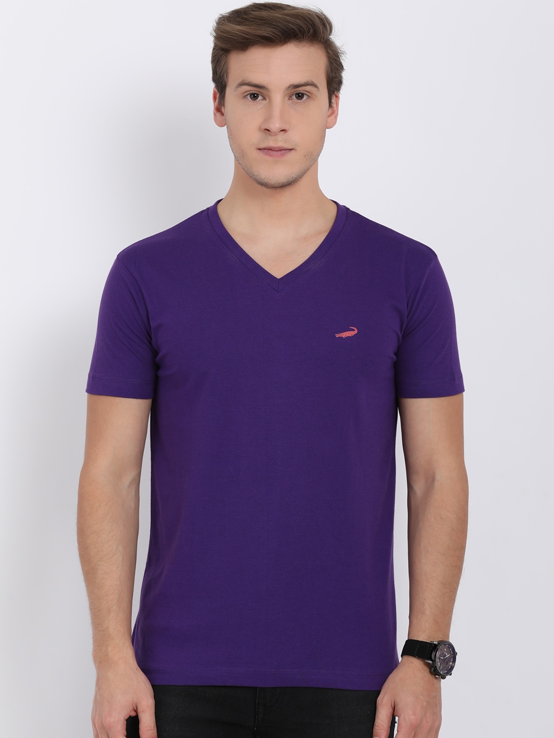 

Crocodile Men Purple Solid V-Neck T-shirt