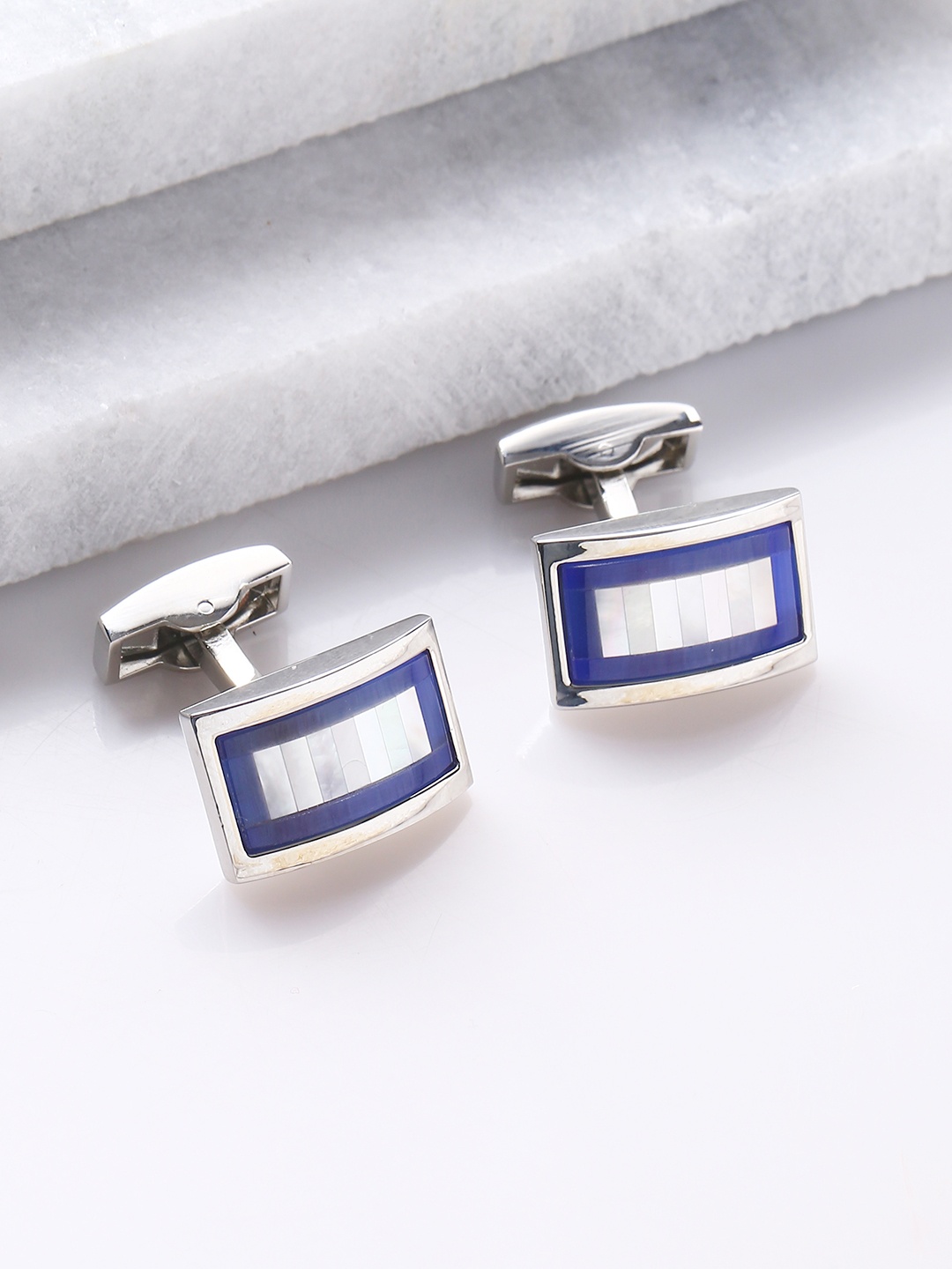 

Tistabene Silver-Toned & Blue Rectangle Cufflinks