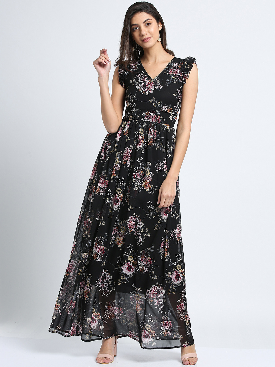 

Trend Arrest Women Black Floral Printed Maxi Dress