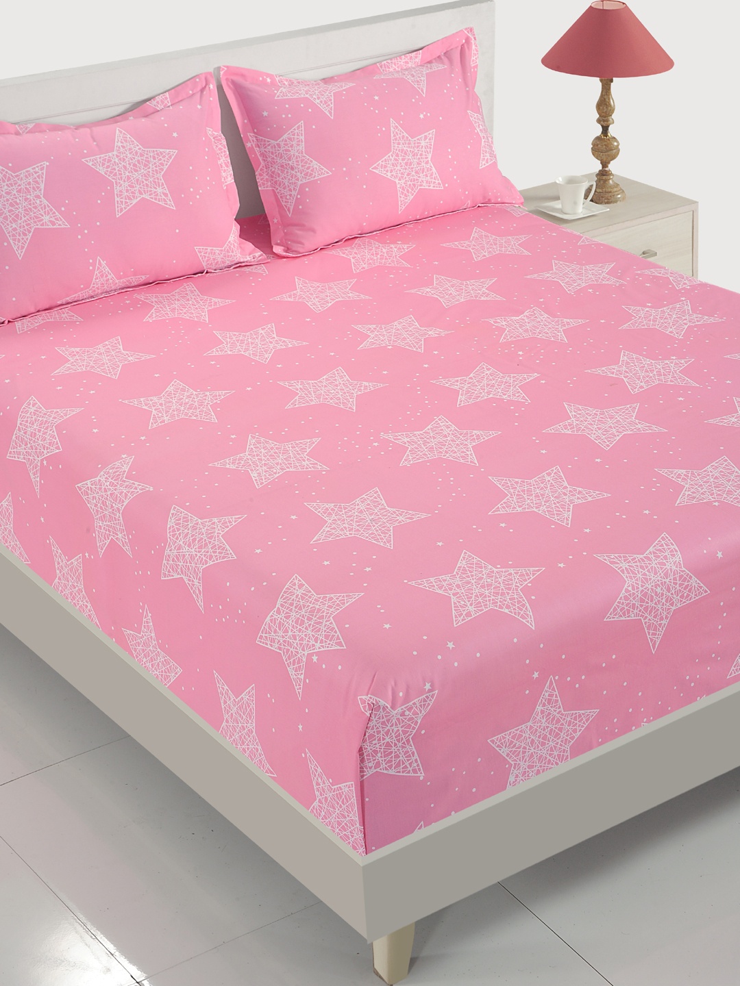 SWAYAM Pink Geometric Fitted 200 TC Cotton 1 Queen Bedsheet with 2 Pillow Covers