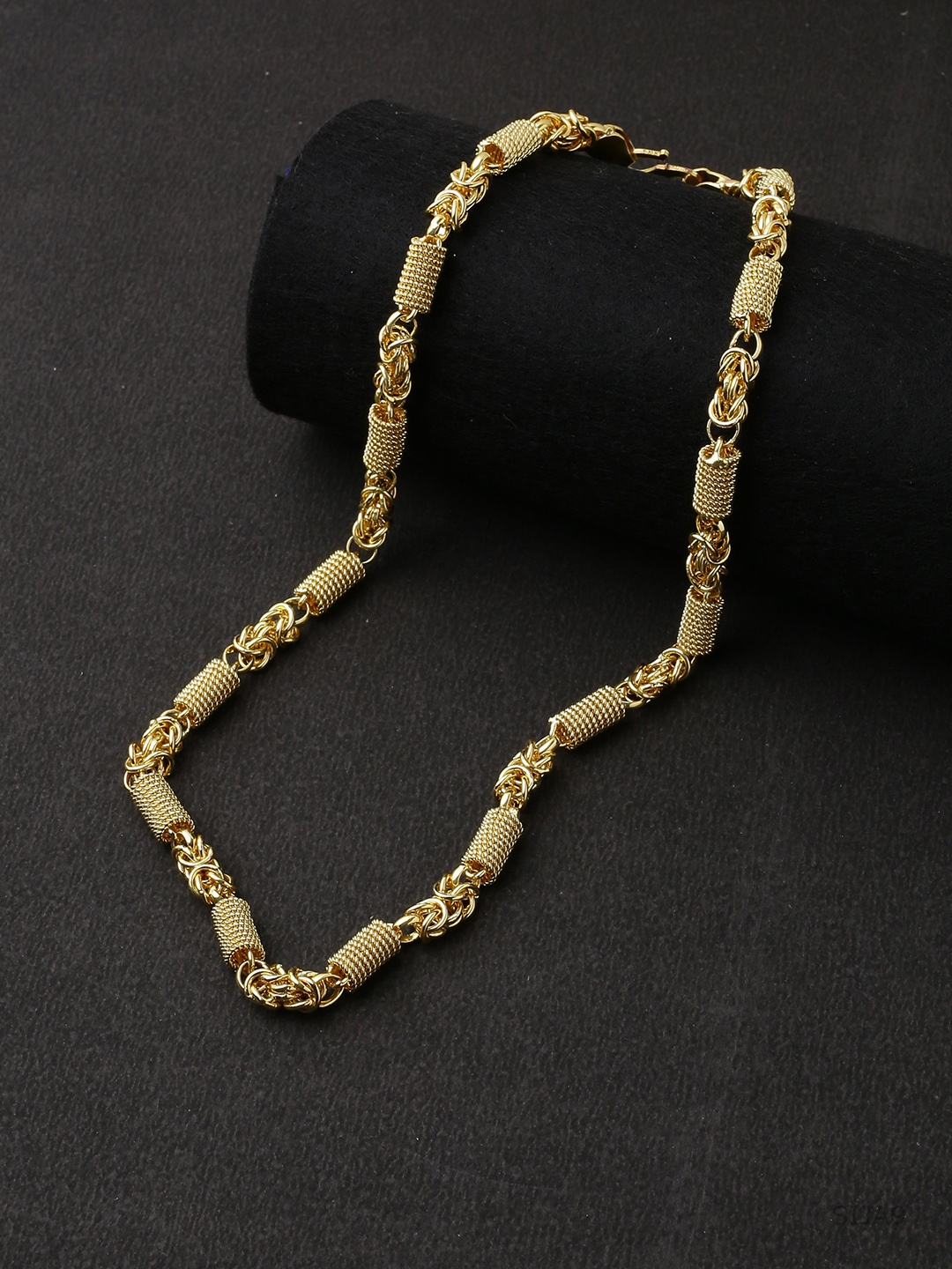 

Dare by Voylla Men Gold-Toned Brass Gold-Plated Chain