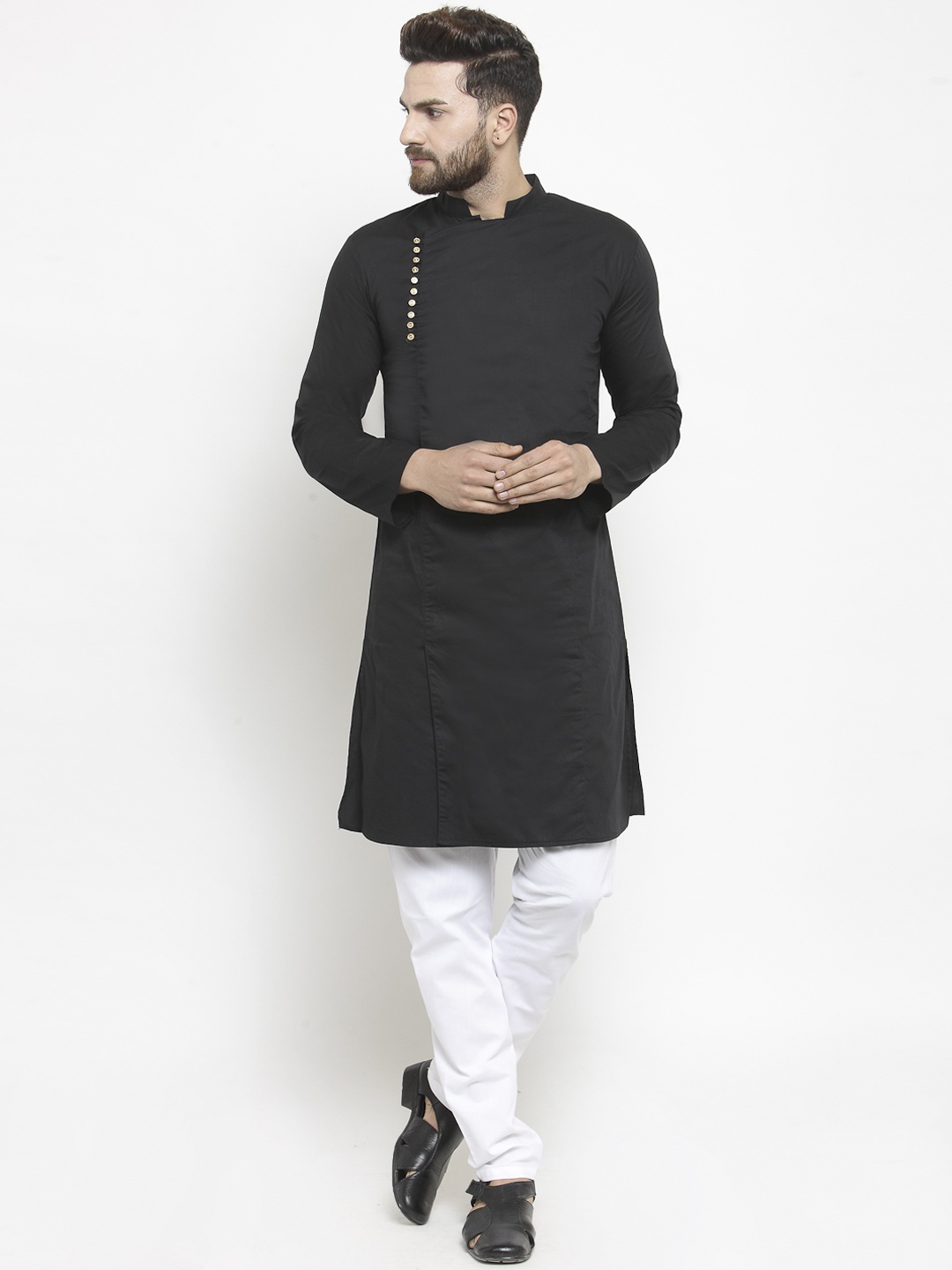 

Purple State Men Black Solid Straight Kurta
