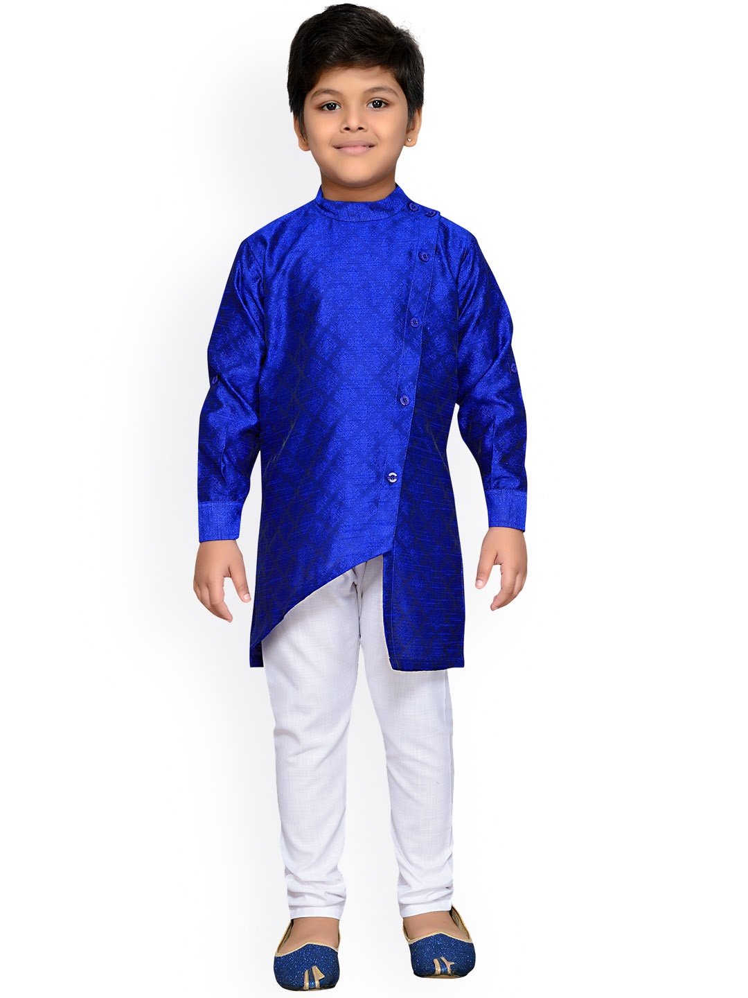 

Aj DEZInES Boys Blue & White Self Design Kurta with Churidar