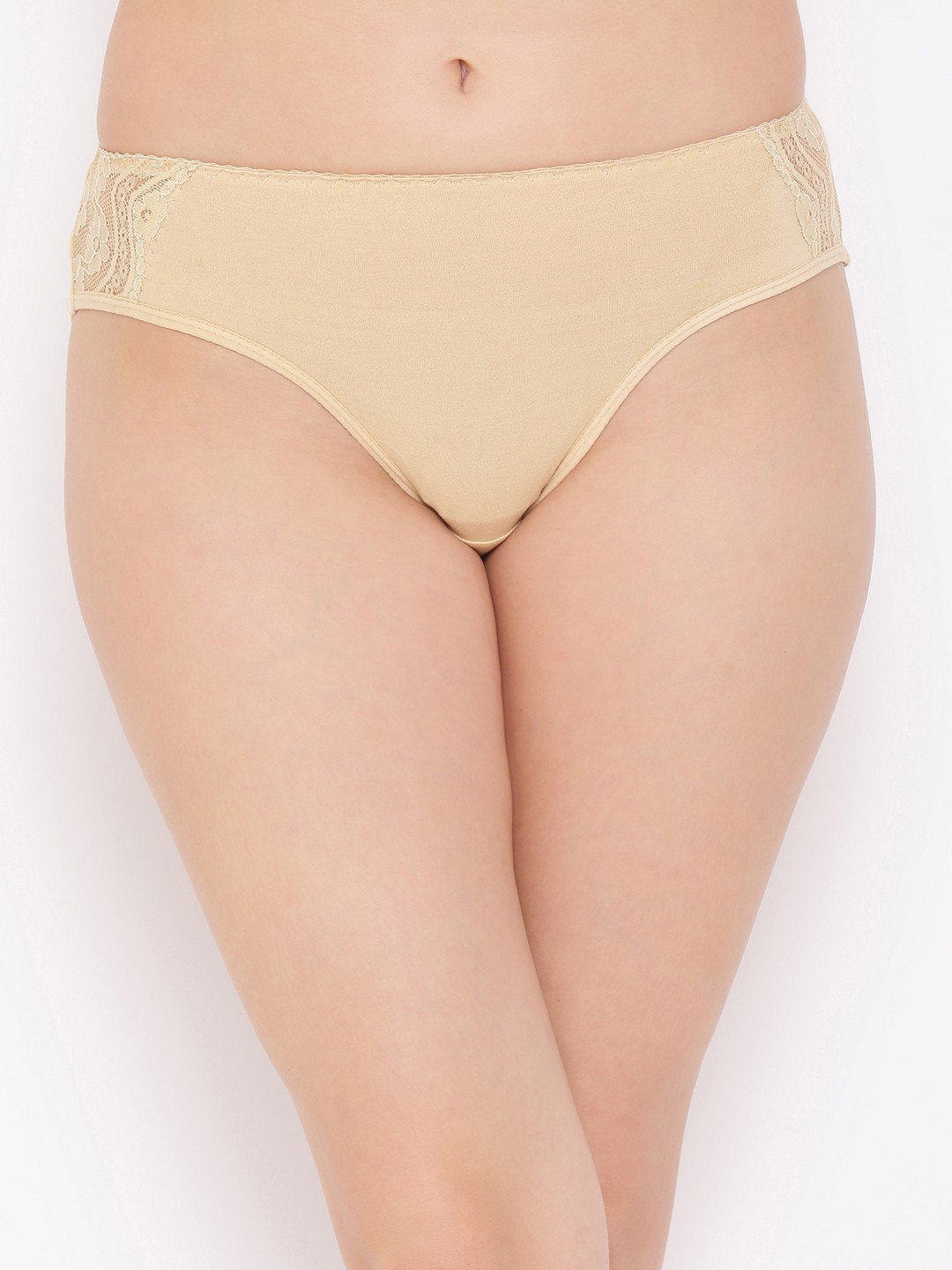 

Clovia Women Beige Solid Mid-Rise Bikini Briefs PN2808P24XL