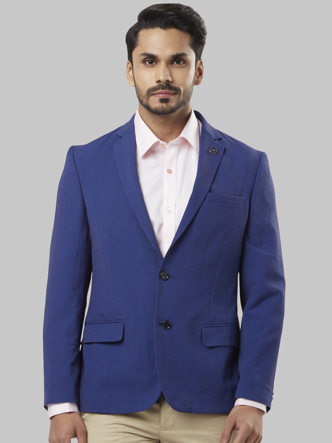 

Raymond Men Blue Solid Single-Breasted Blazer