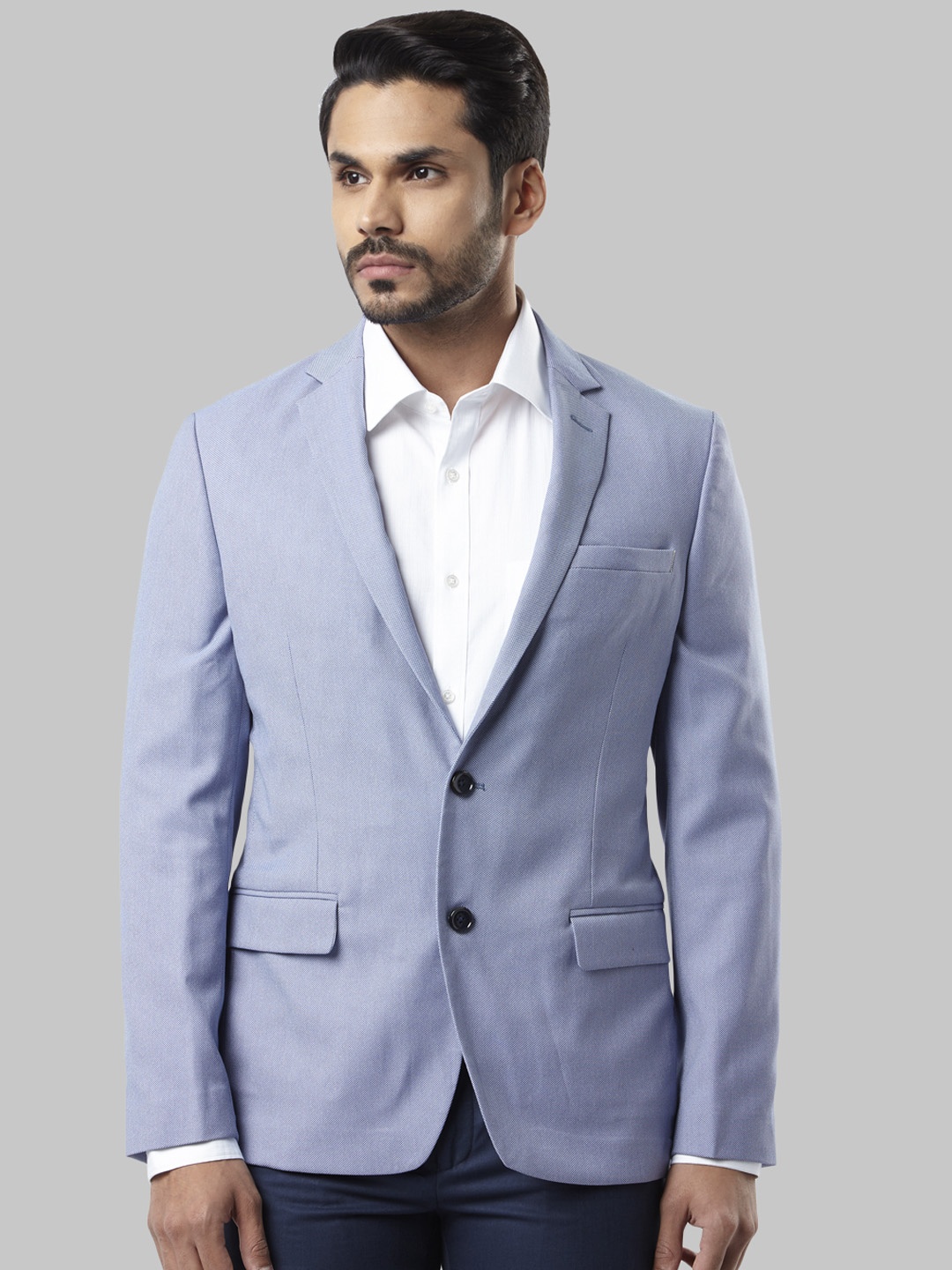

Raymond Men Blue Solid Single-Breasted Blazer