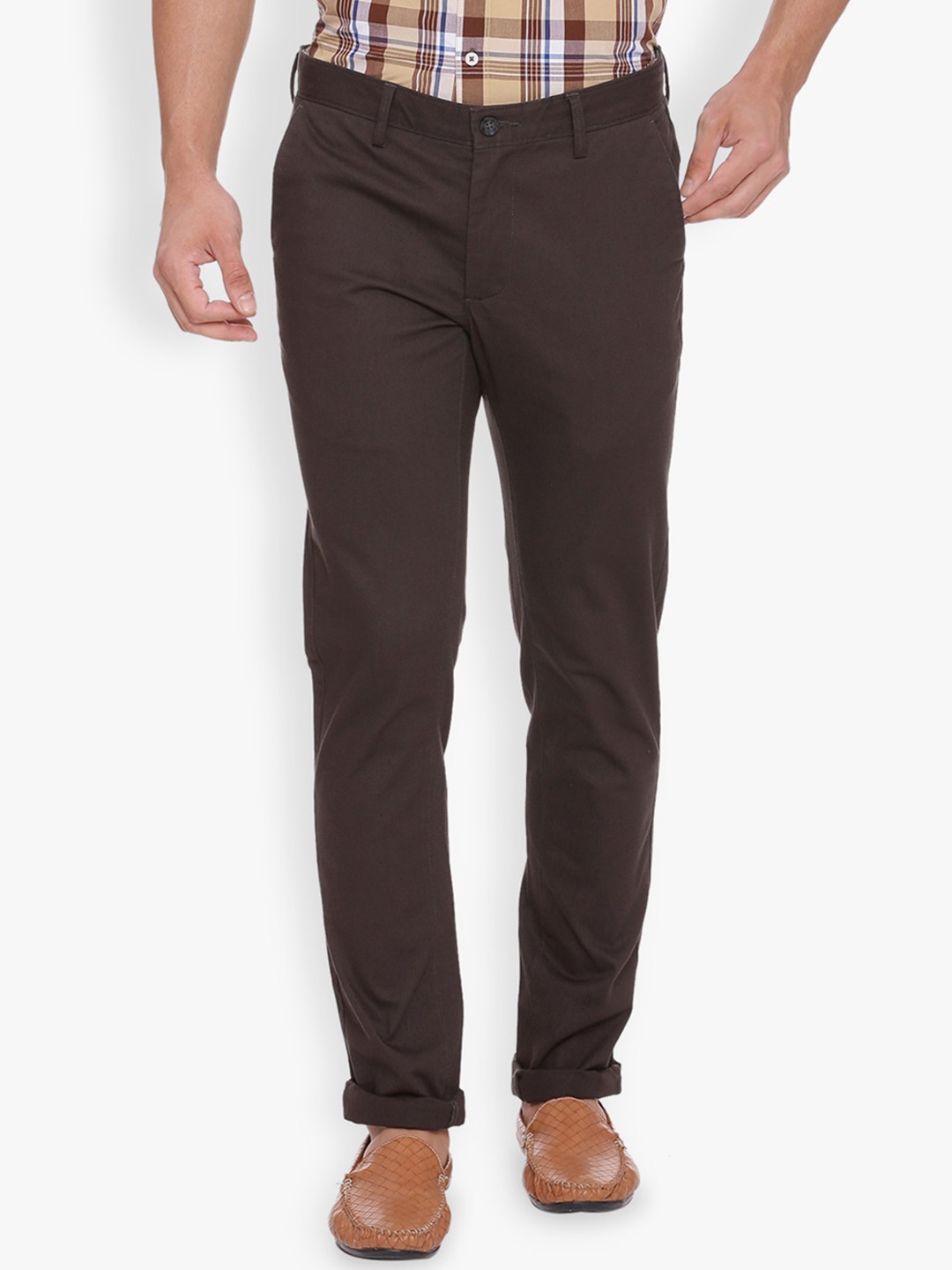 

Basics Men Brown Tapered Fit Solid Regular Trousers