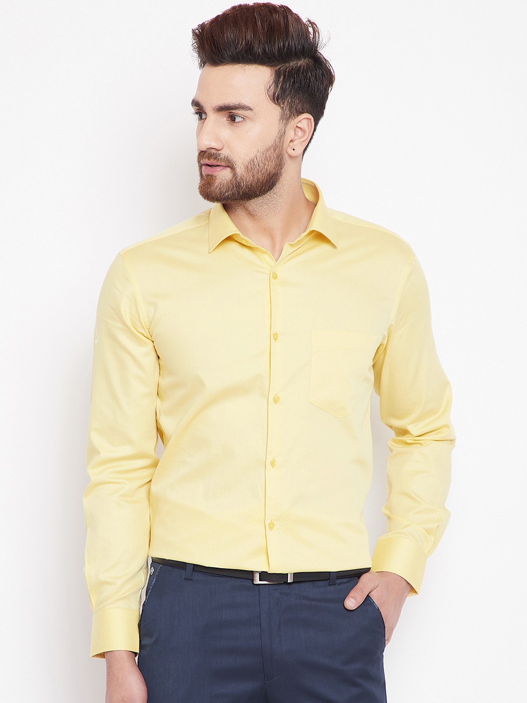 

Canary London Men Yellow Slim Fit Solid Formal Shirt
