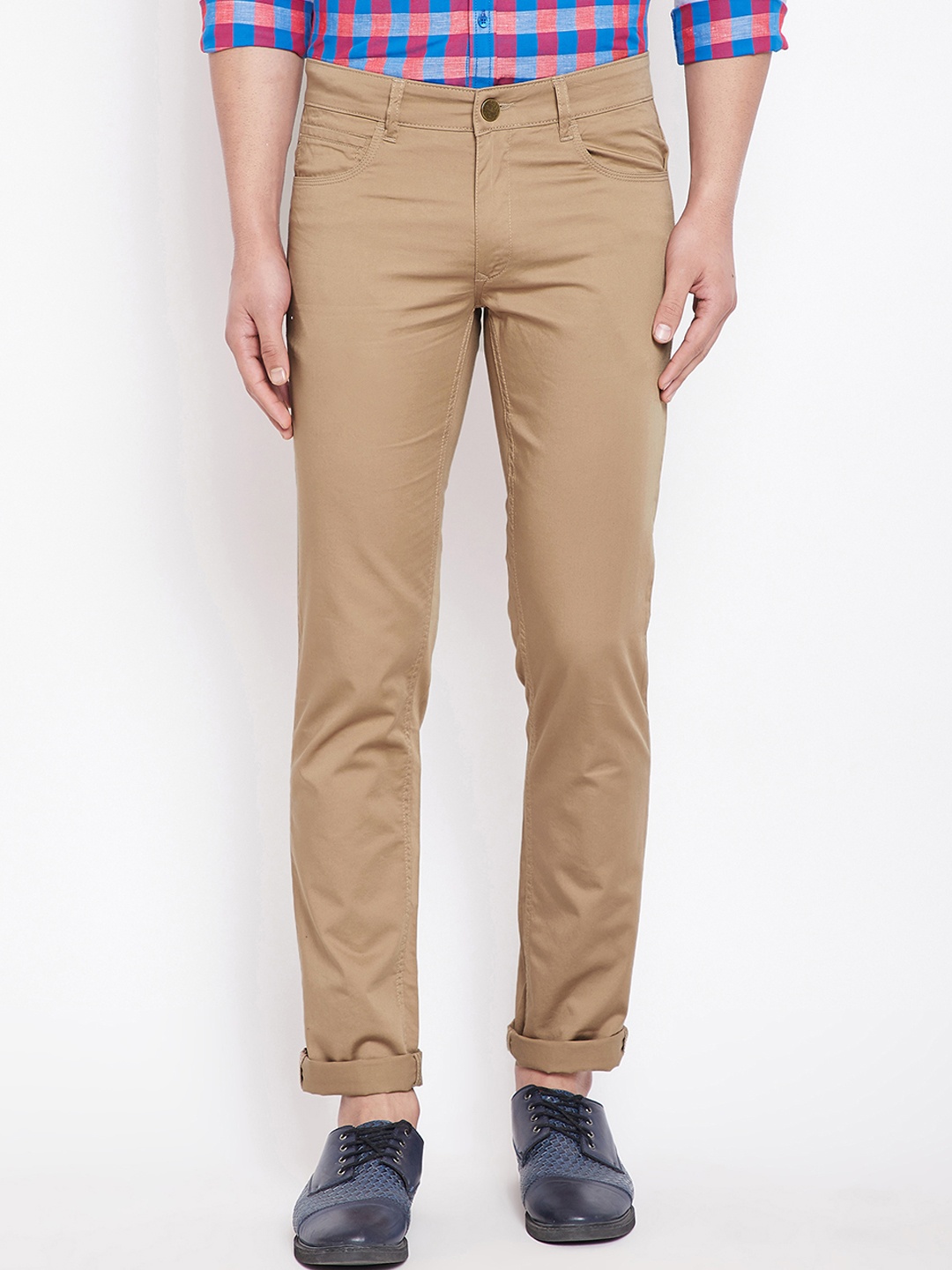 

Canary London Men Khaki Tapered Fit Solid Regular Trousers