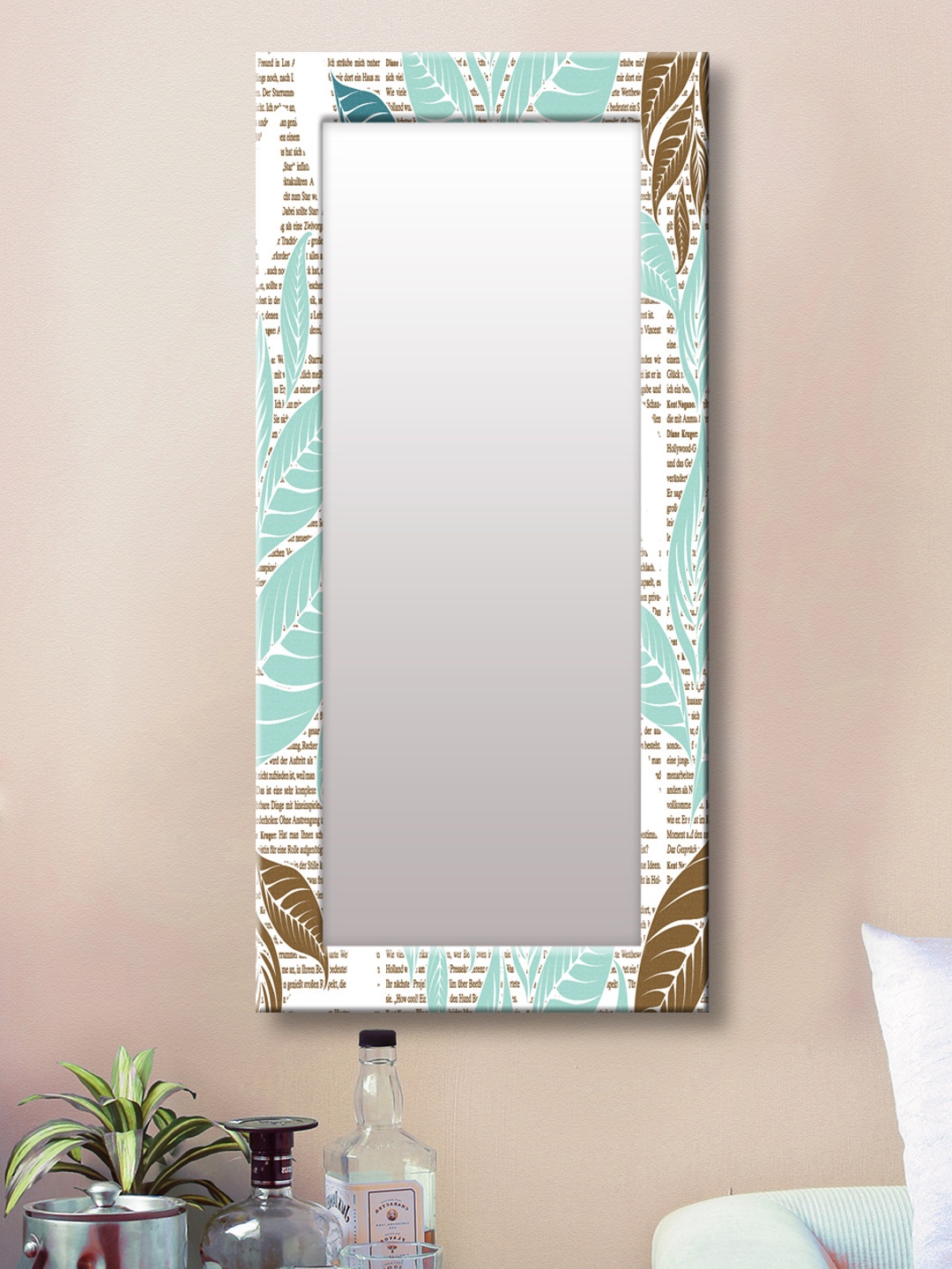 

999Store Blue & White Printed Framed Wall Mirror