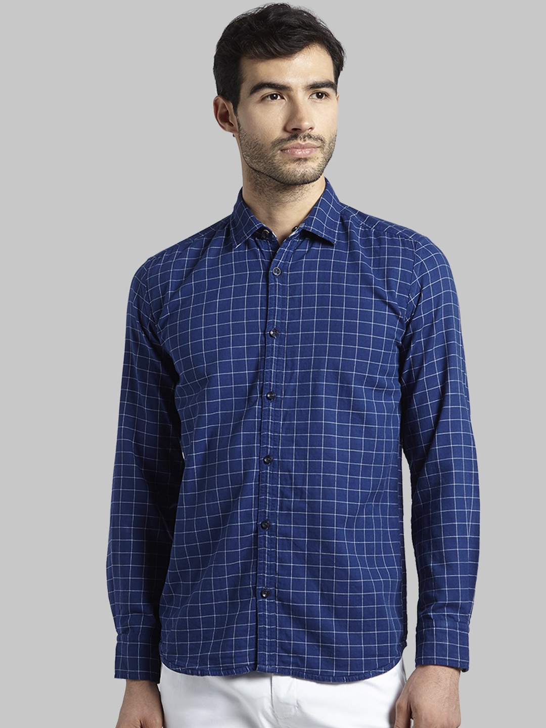 

Parx Men Blue Slim Fit Checked Casual Shirt