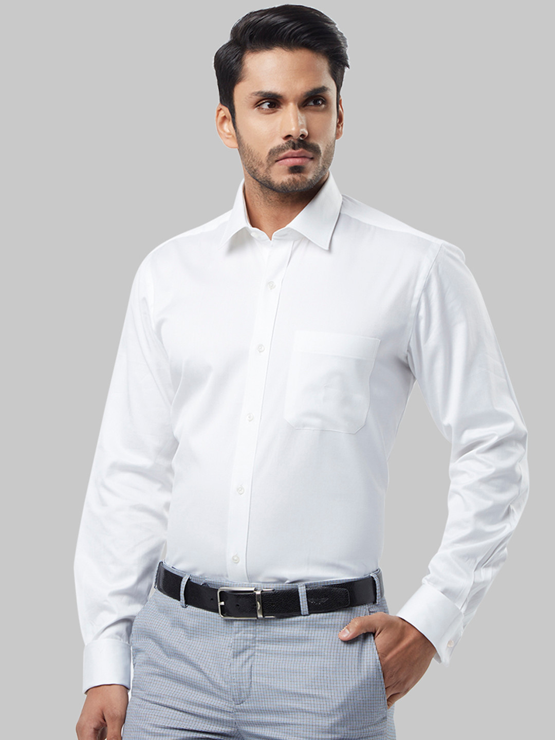 

Raymond Men White Regular Fit Solid Formal Shirt