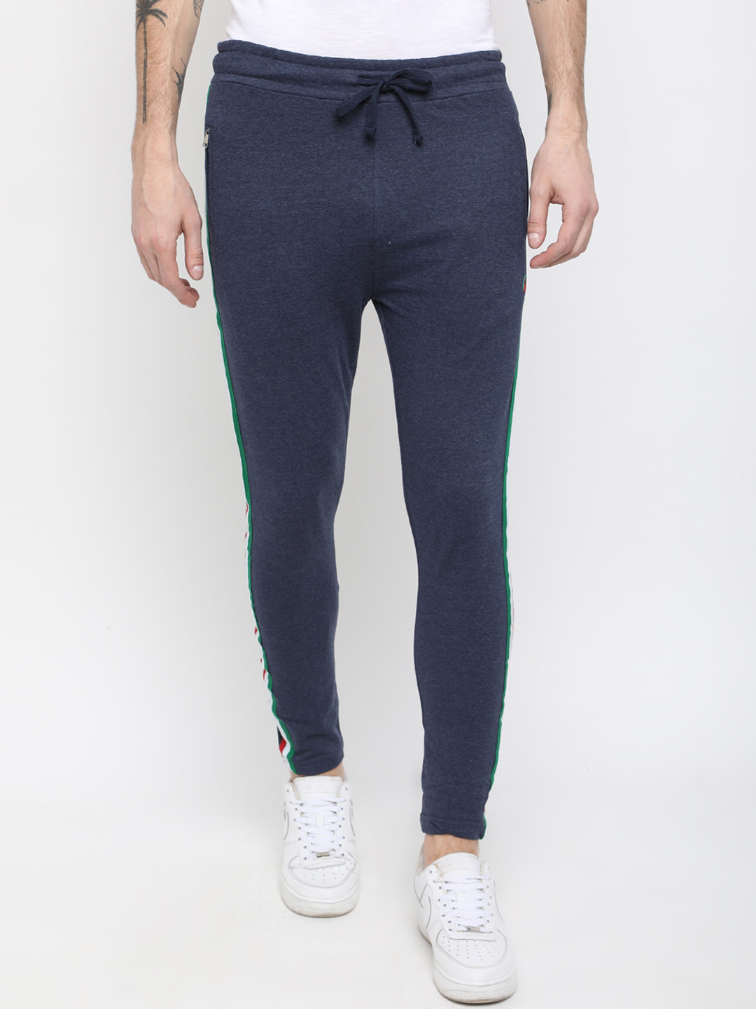 

Masculino Latino Men Navy Blue Solid Slim-Fit Trackpant