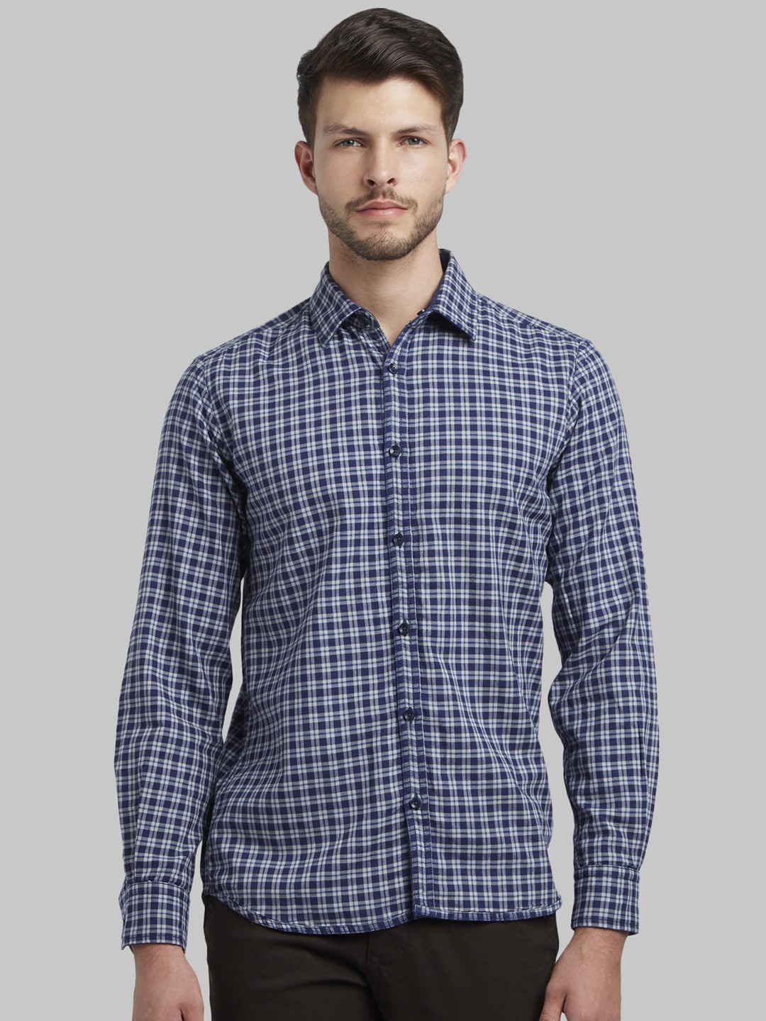 

Parx Men Blue Slim Fit Checked Casual Shirt