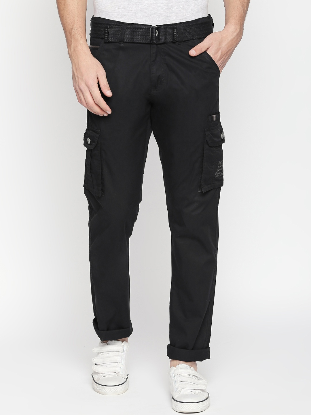 

beevee Men Black Regular Fit Solid Cargos
