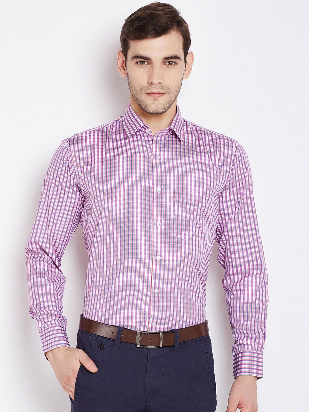 

English Navy Men Pink & White Slim Fit Checked Formal Shirt