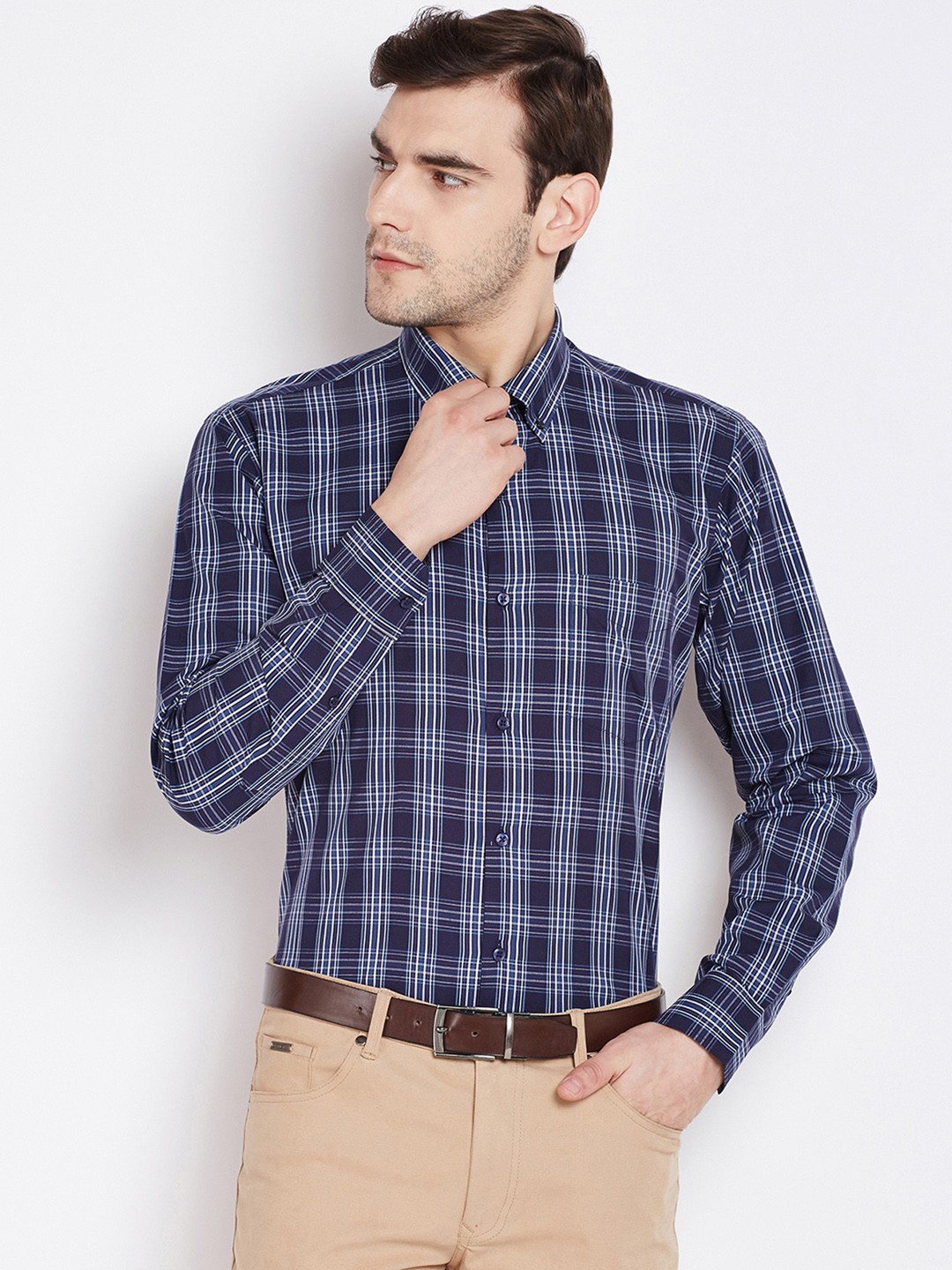 

Hancock Men Navy Blue Slim Fit Checked Formal Shirt