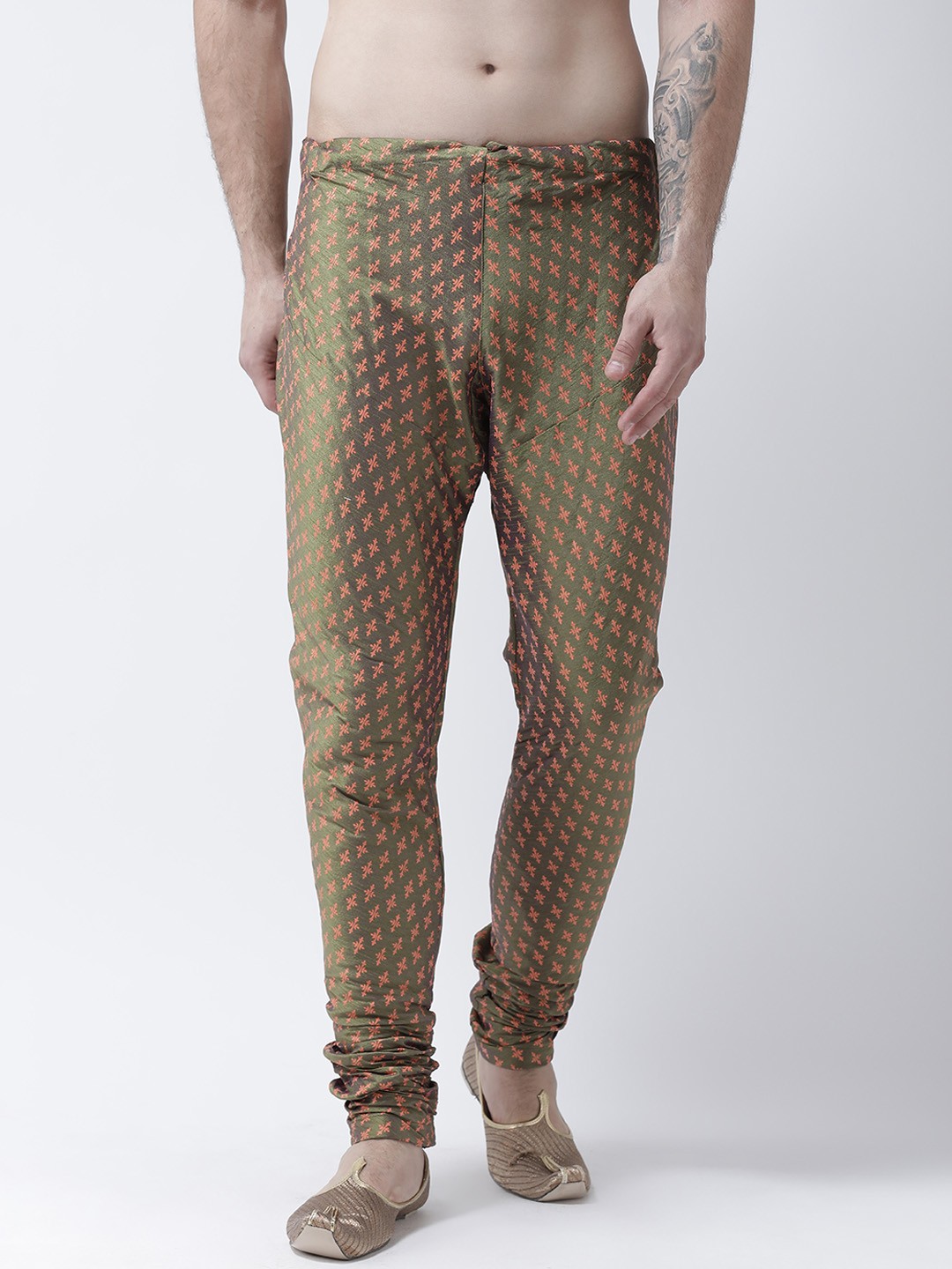 

DEYANN Men Green & Pink Printed Pyjama