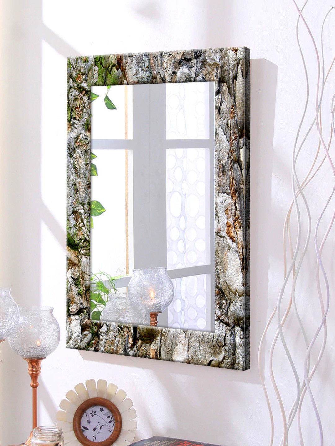 

999Store White & Green Framed Wall Mirror