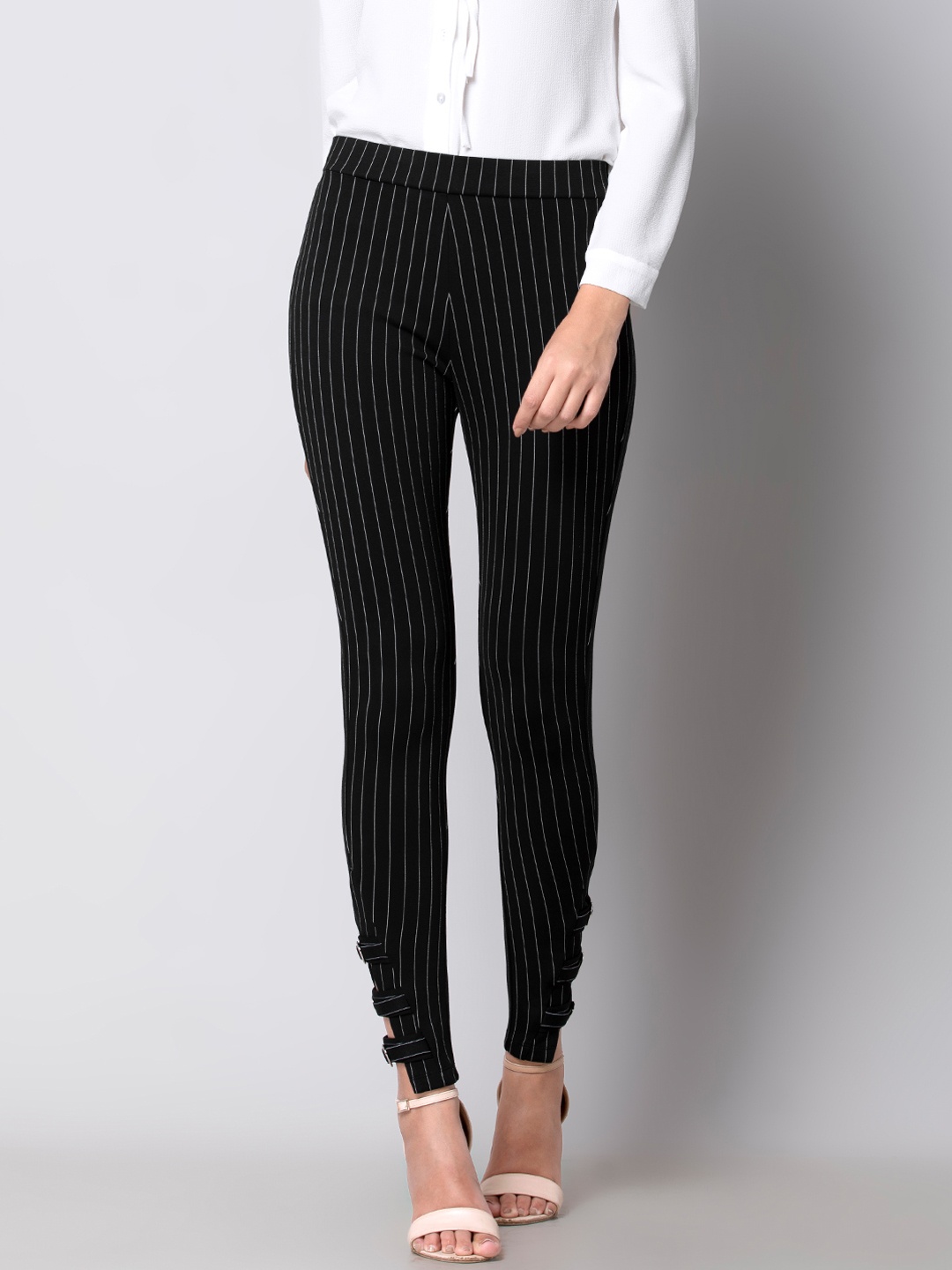 

FabAlley Women Black Solid Slim Fit Treggings