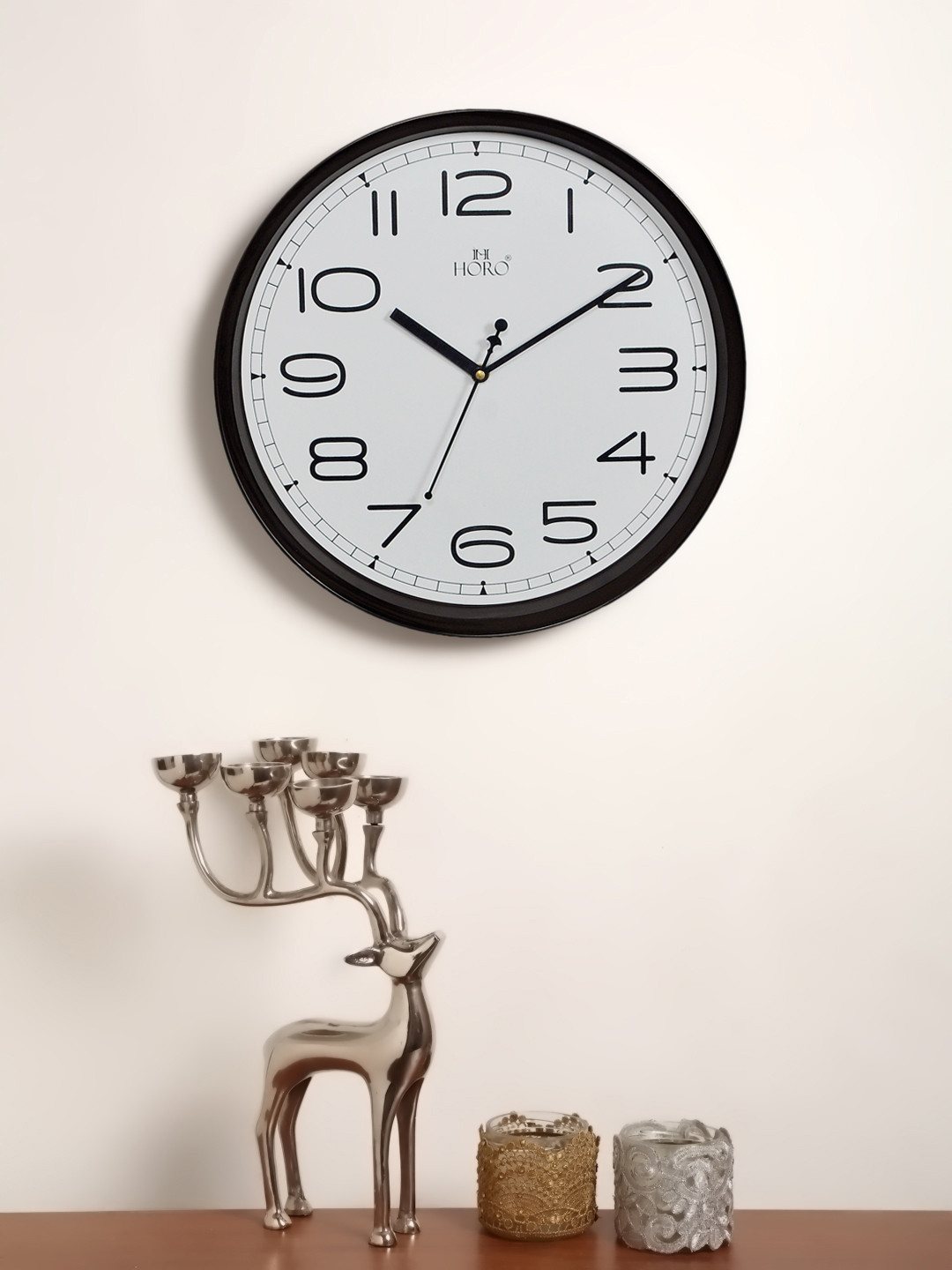 

Horo White 30cm Round Solid Analogue Wall Clock