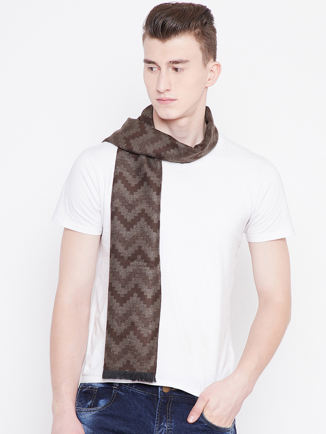 

Alvaro Castagnino Men Brown Woven Design Muffler