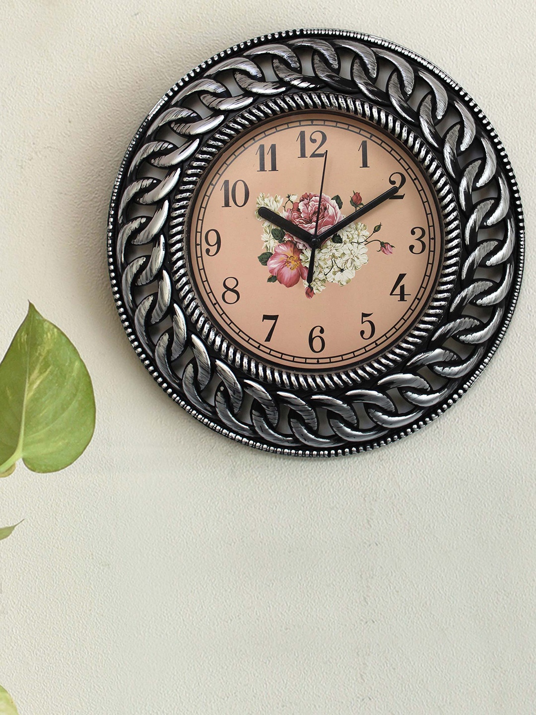 

TIED RIBBONS Grey Round Textured 30 cm Analogue Wall Clock