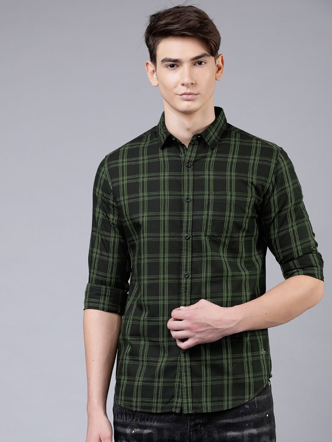 

LOCOMOTIVE Men Olive Green Slim Fit Checked Casual Shirt