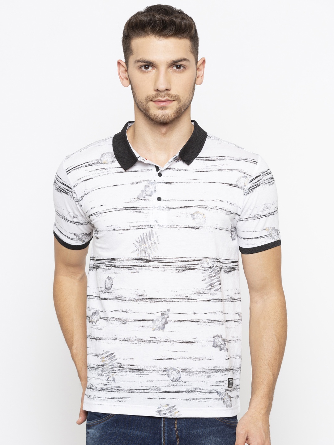 

Status Quo Men White Slim Fit Printed Polo Collar T-shirt