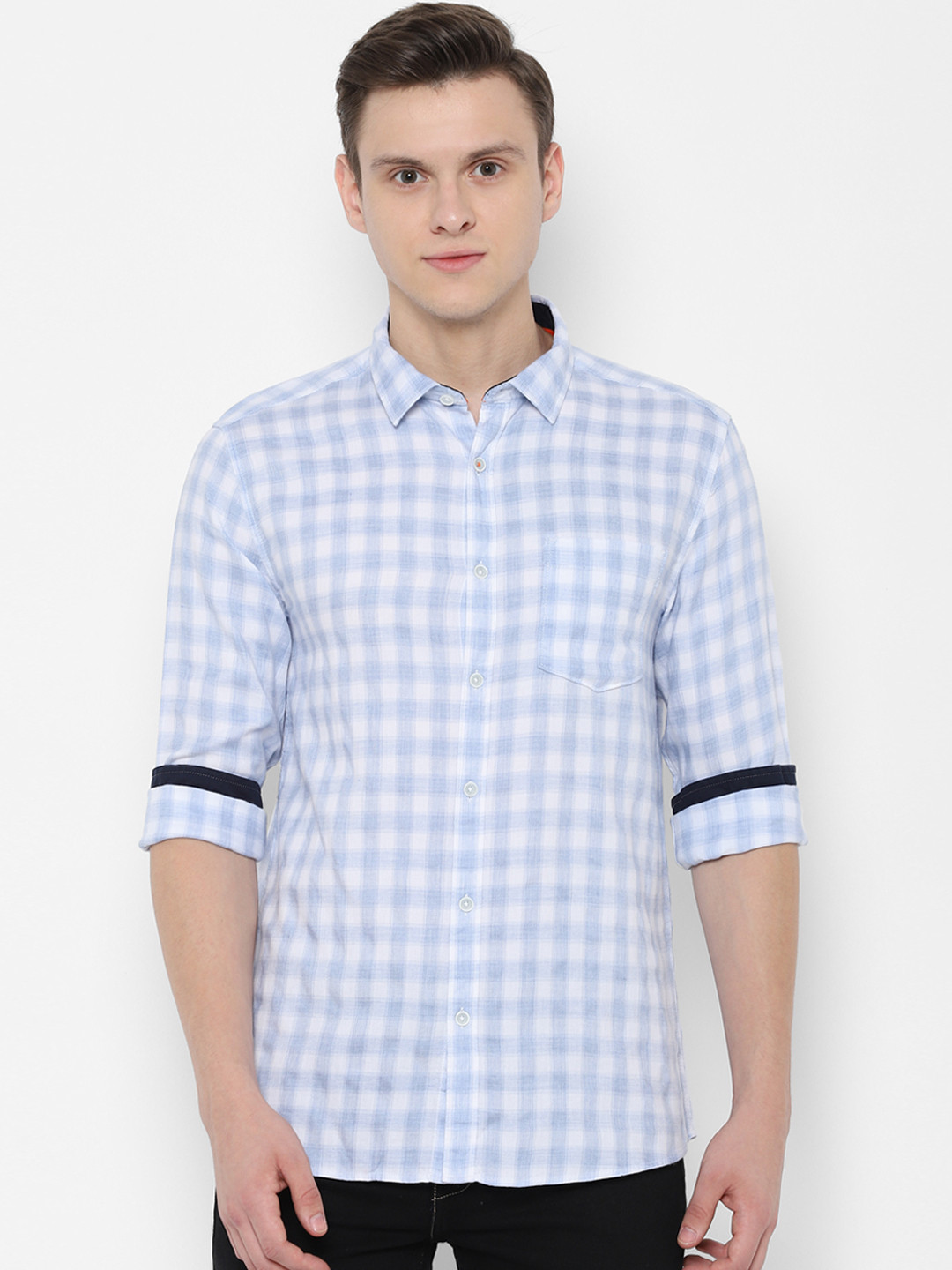 

People Men Blue & Off-White Regular Fit Checked Casual Shirt