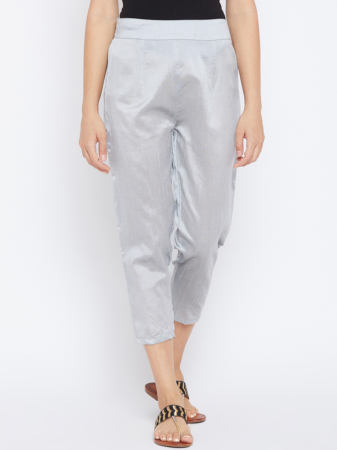 

PANIT Women Silver-Coloured Slim Fit Solid Cropped Peg Trousers