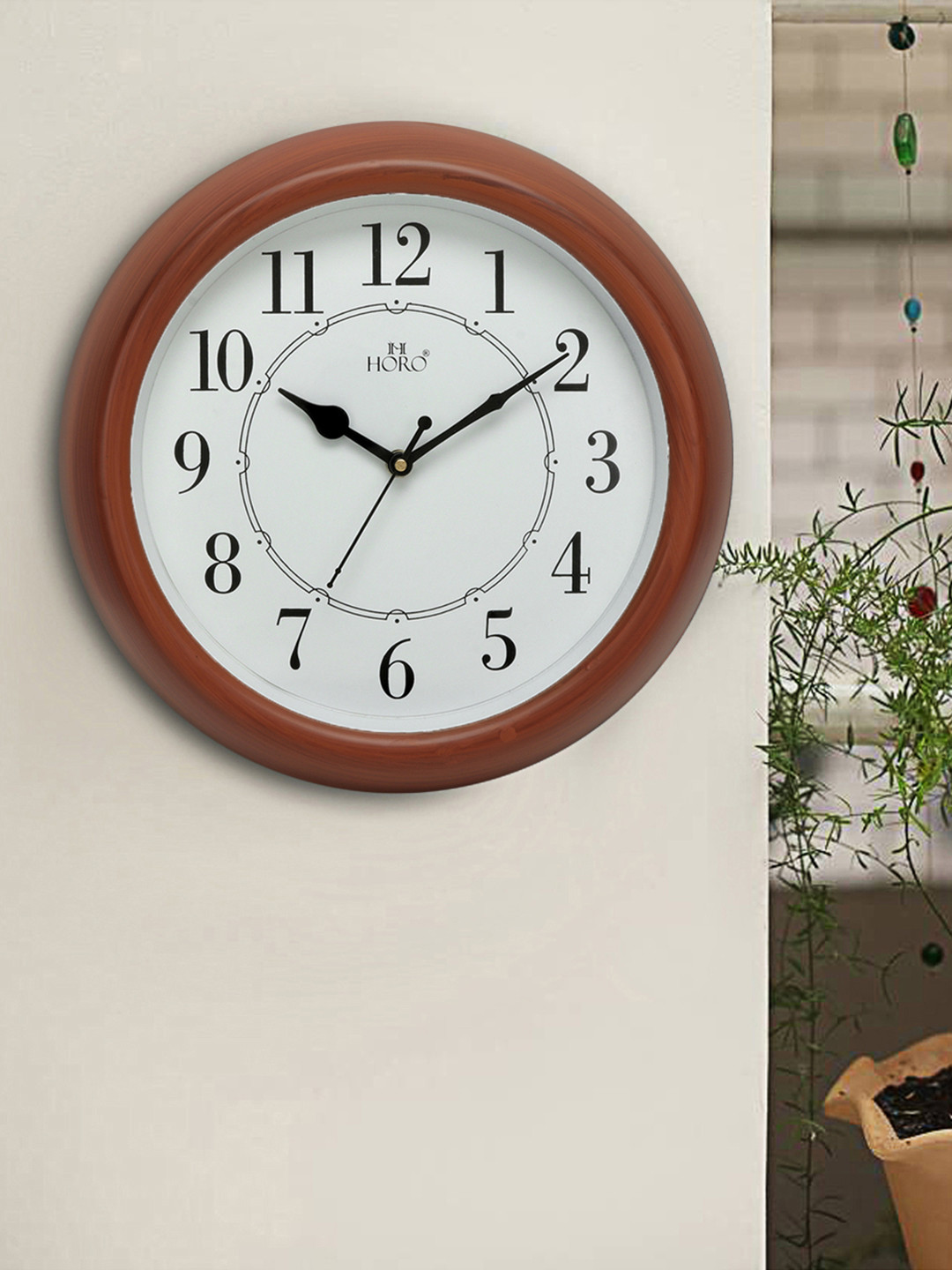 

Horo White & Brown Handcrafted Geometric Solid Analogue Wall Clock
