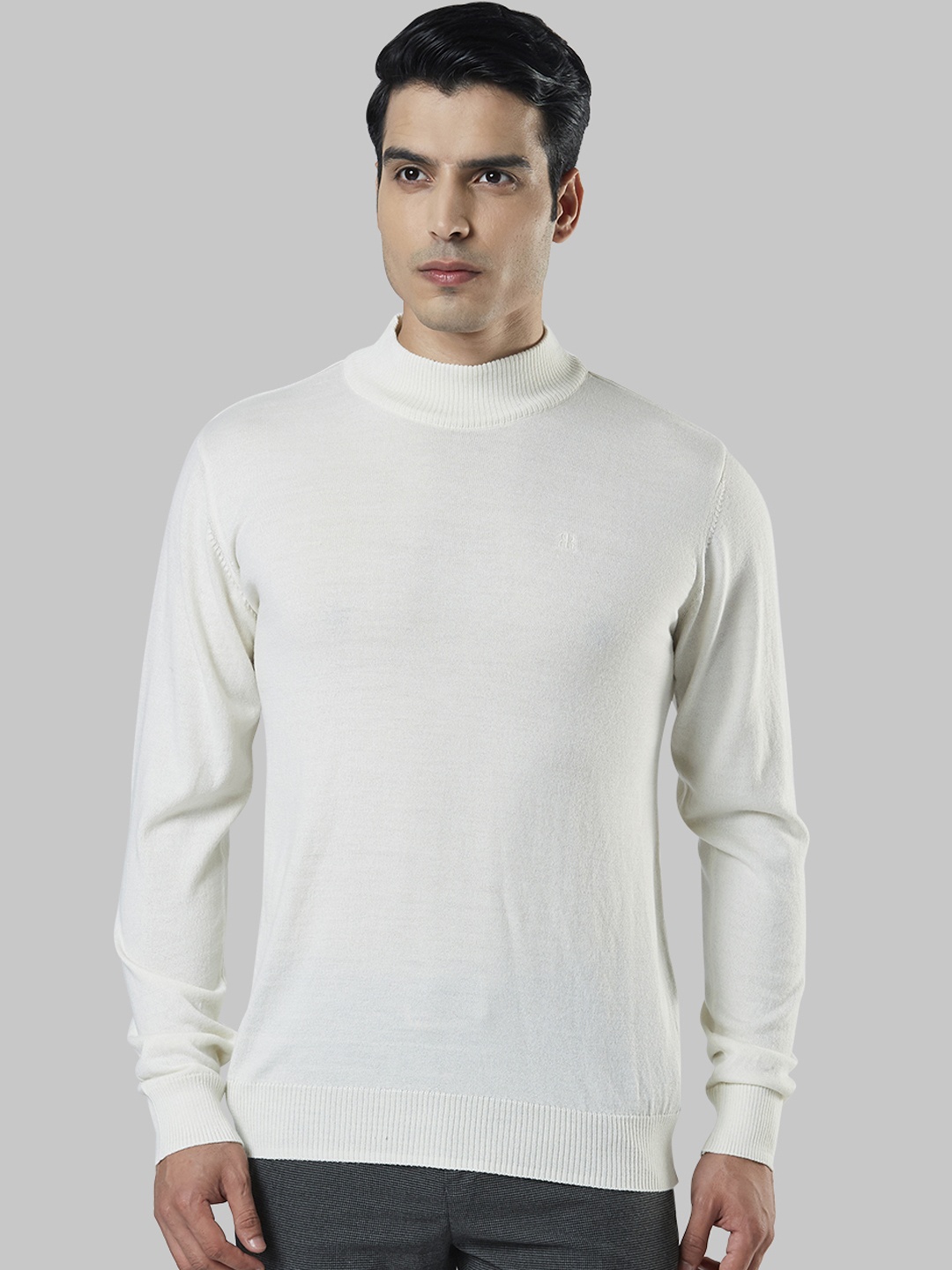 

Raymond Men White Solid Sweater