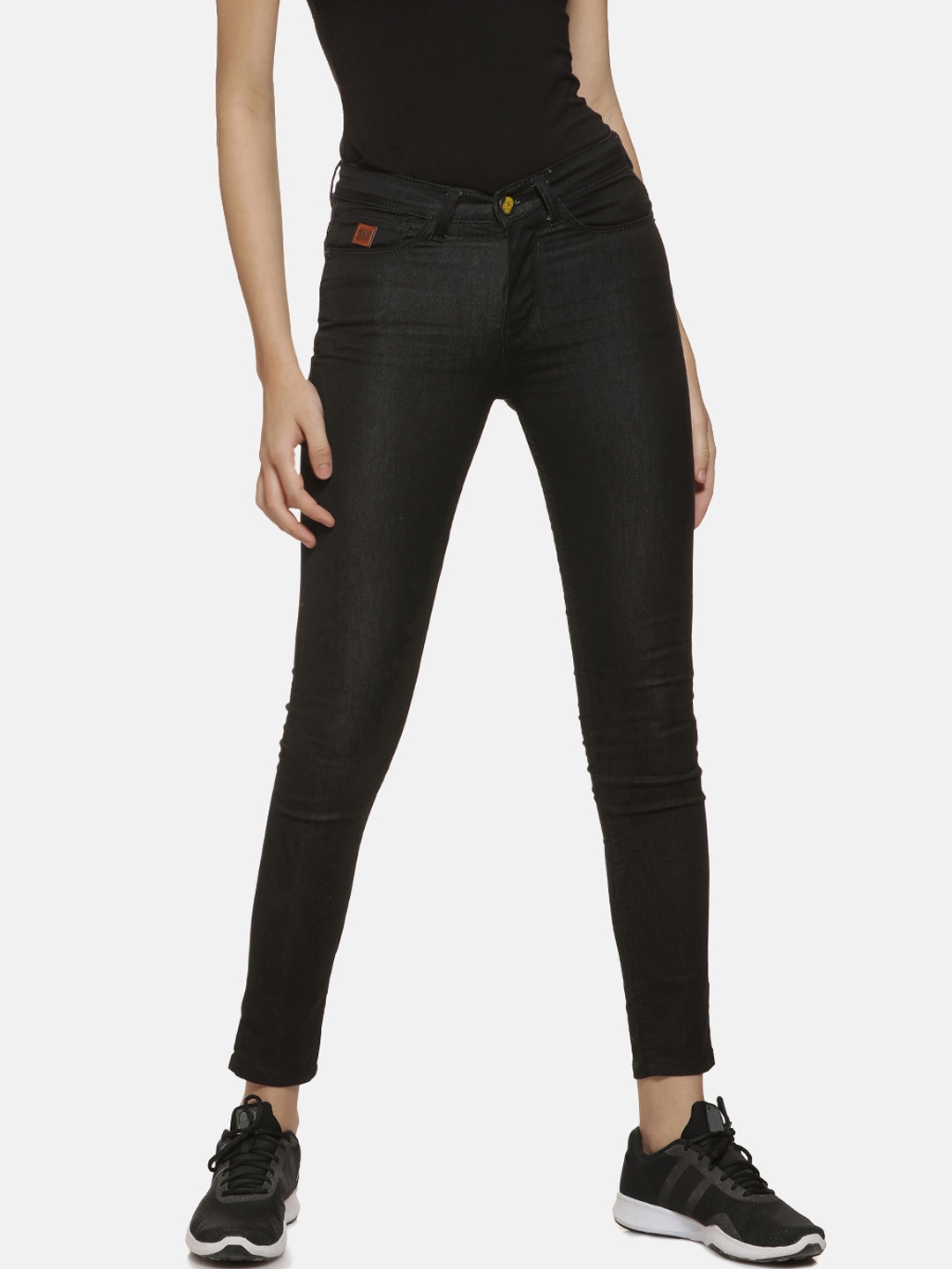 

Campus Sutra Women Black Slim Fit Mid-Rise Clean Look Stretchable Jeans