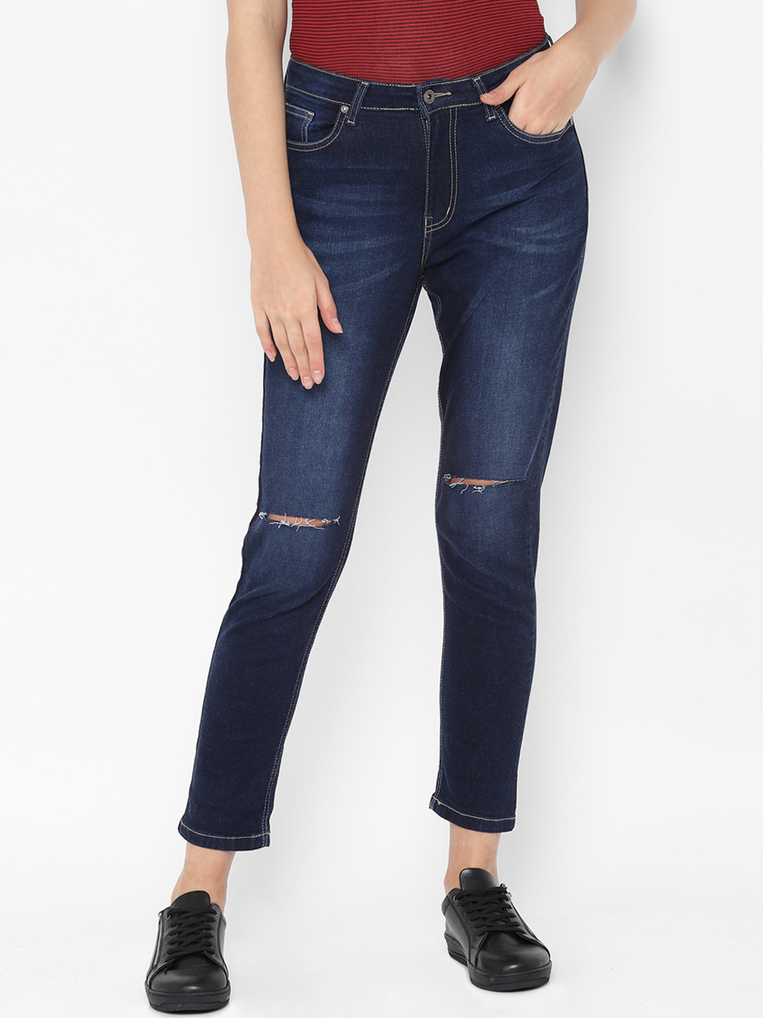 

People Women Navy Blue Regular Fit Mid-Rise Slash Knee Stretchable Jeans