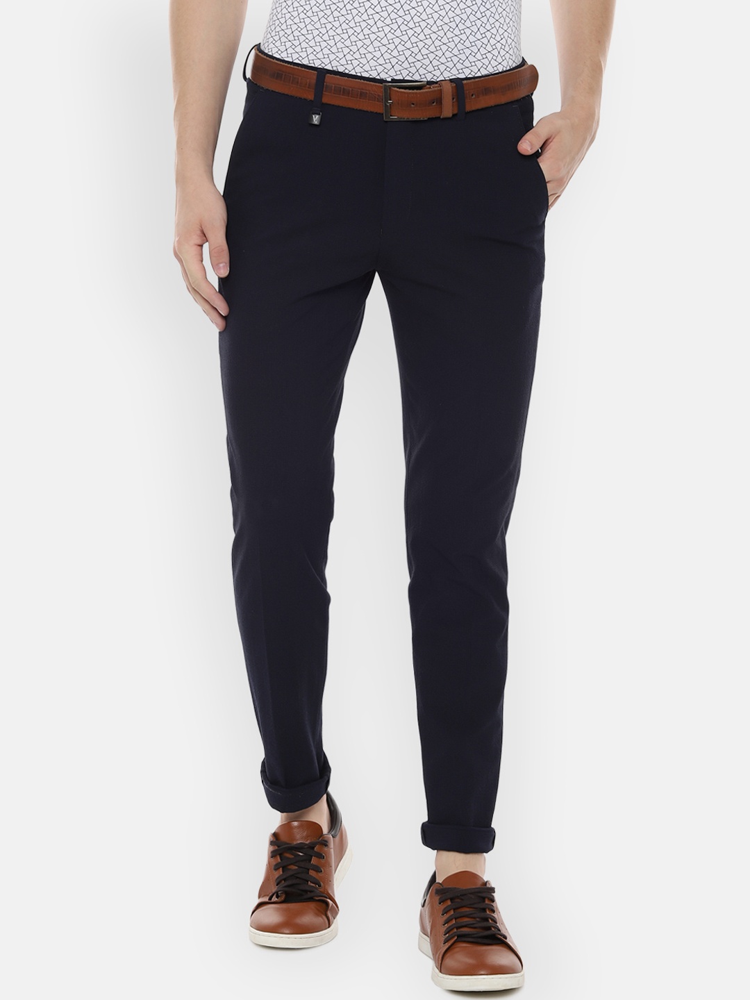 

V Dot Men Navy Blue Slim Fit Checked Regular Trousers