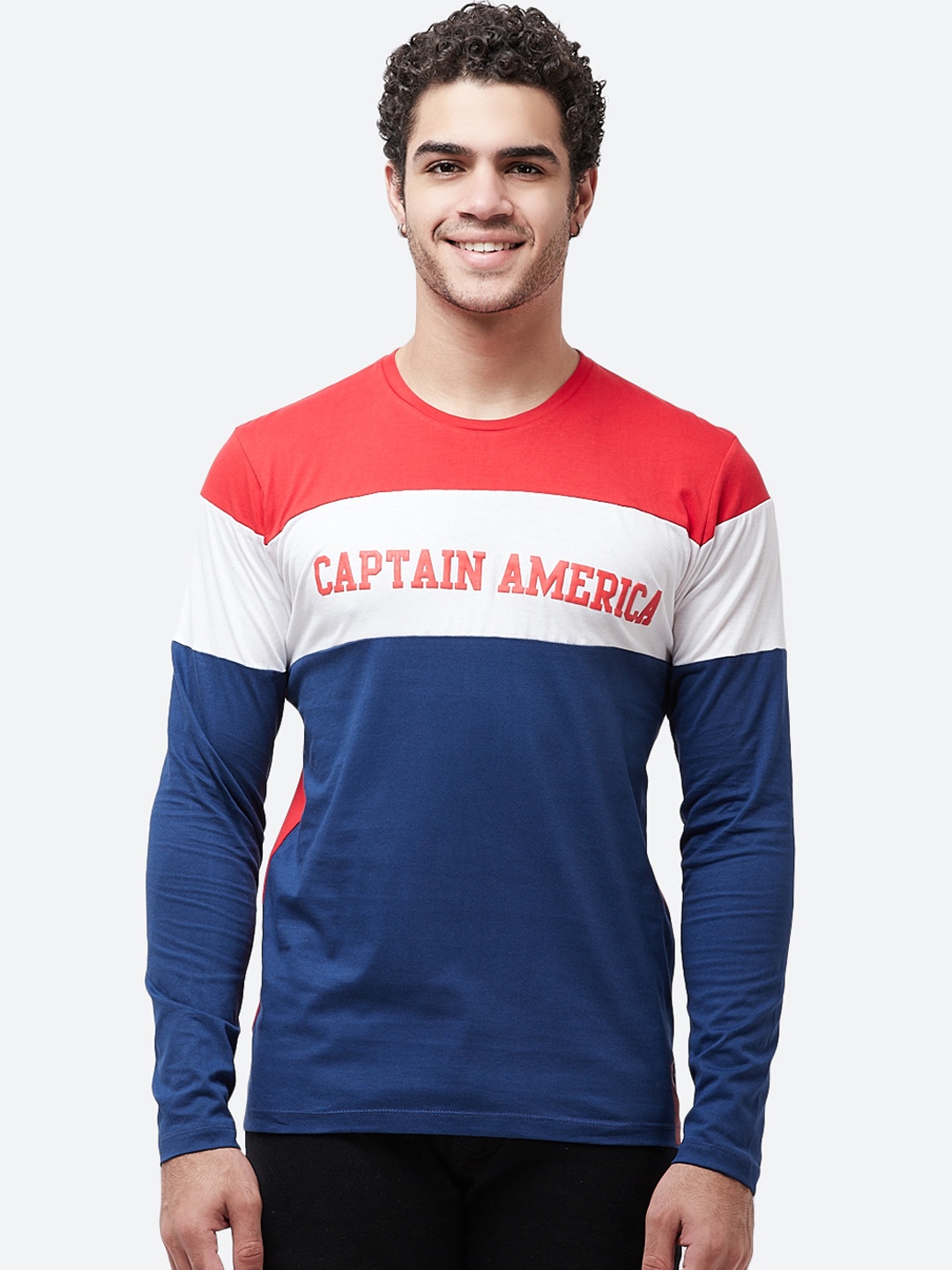 

Free Authority Men Blue Captain America Printed T-shirt