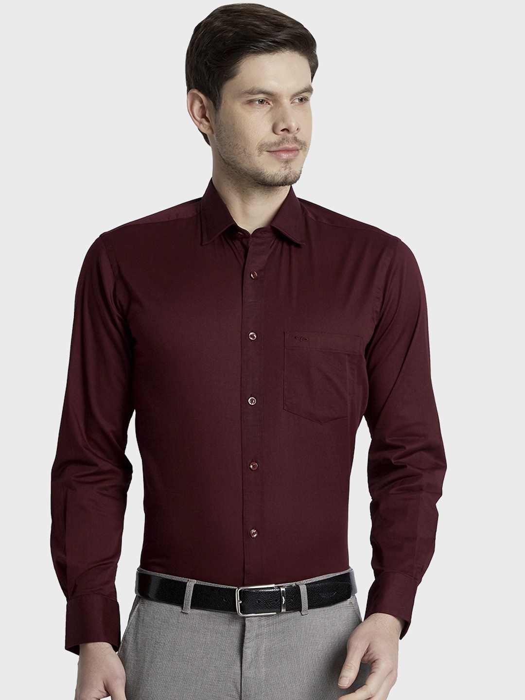 

ColorPlus Men Maroon Tailored Fit Solid Formal Shirt