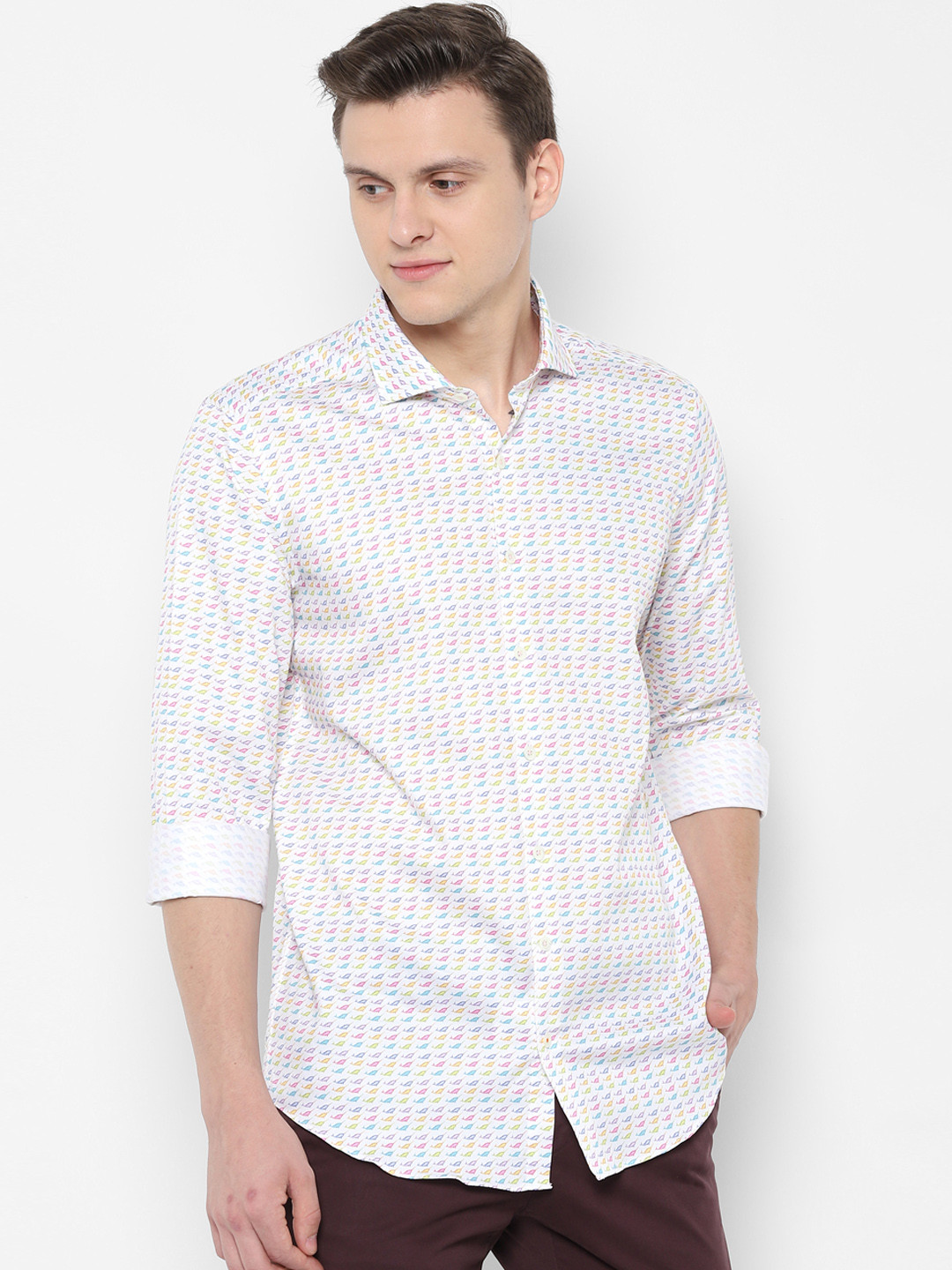 

SIMON CARTER LONDON Men White & Blue Slim Fit Printed Casual Shirt