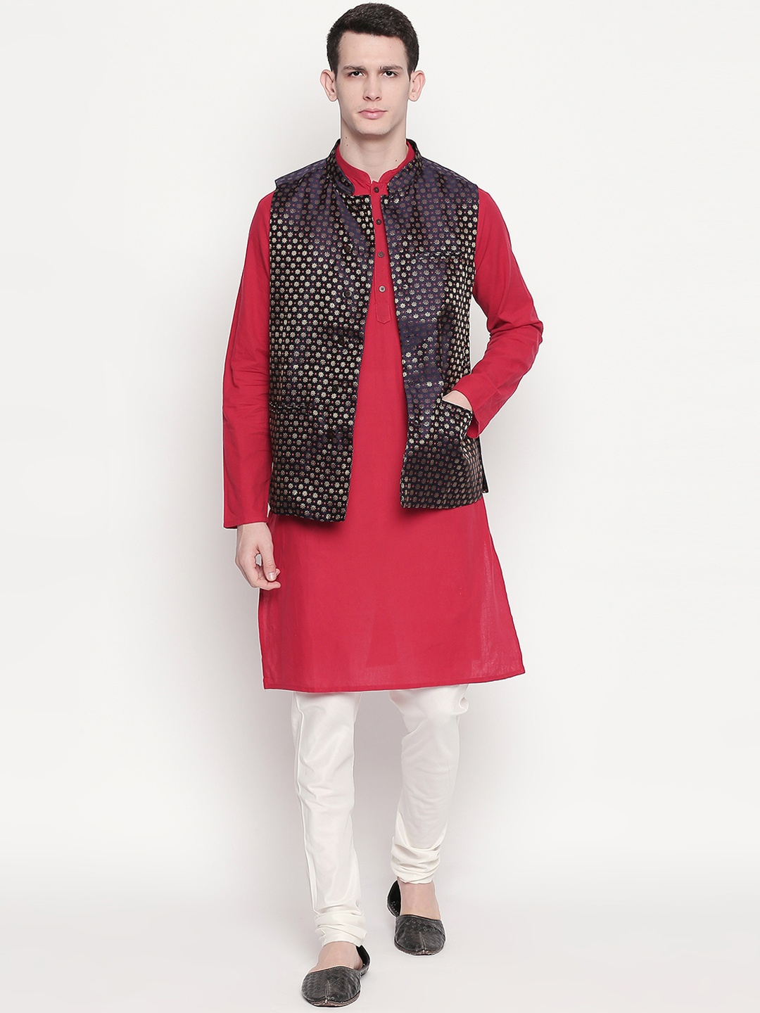 indus route by Pantaloons Men Red Embroidered Straight Kurta
