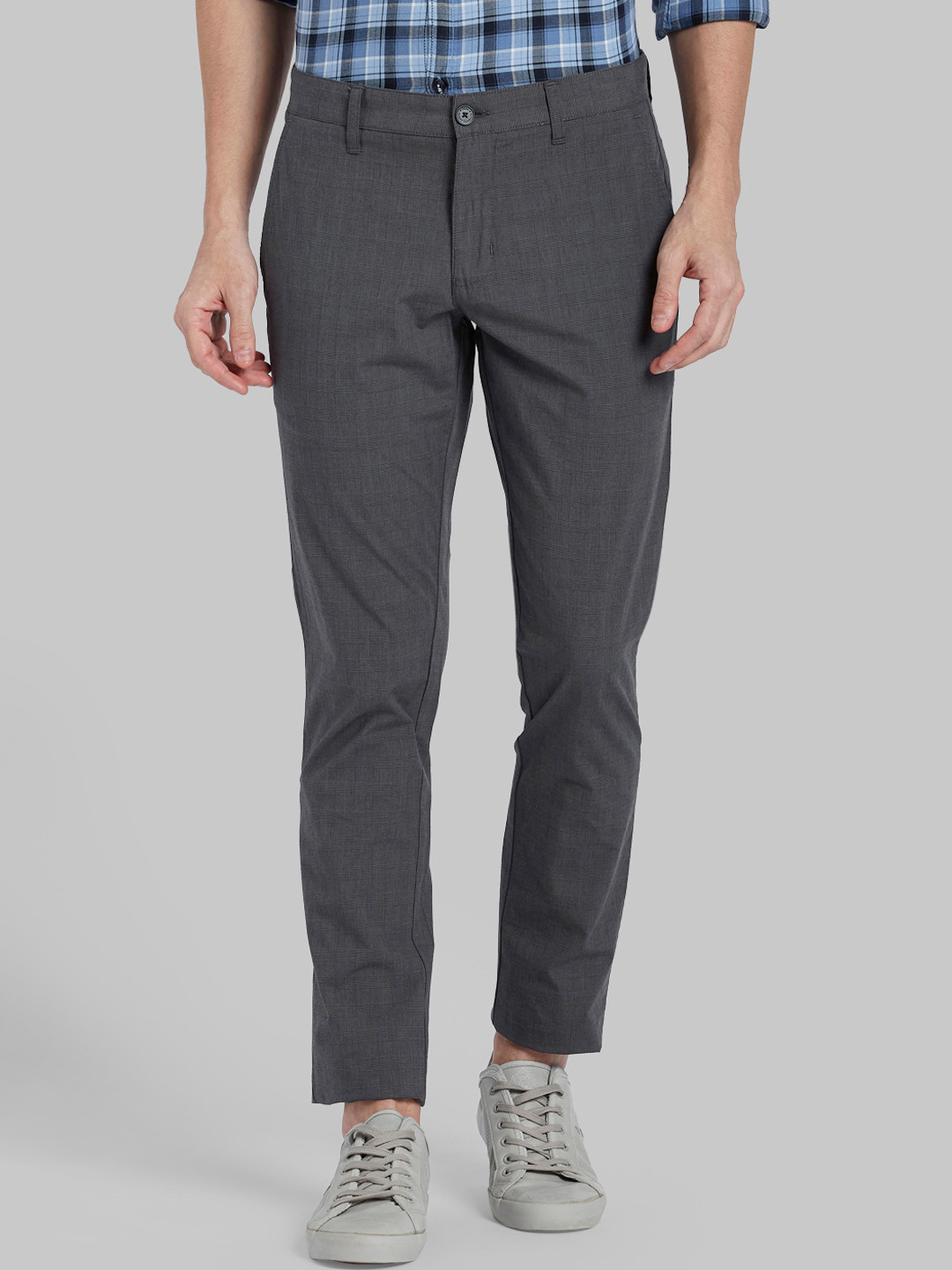 

Parx Men Grey Regular Fit Self Design Regular Trousers