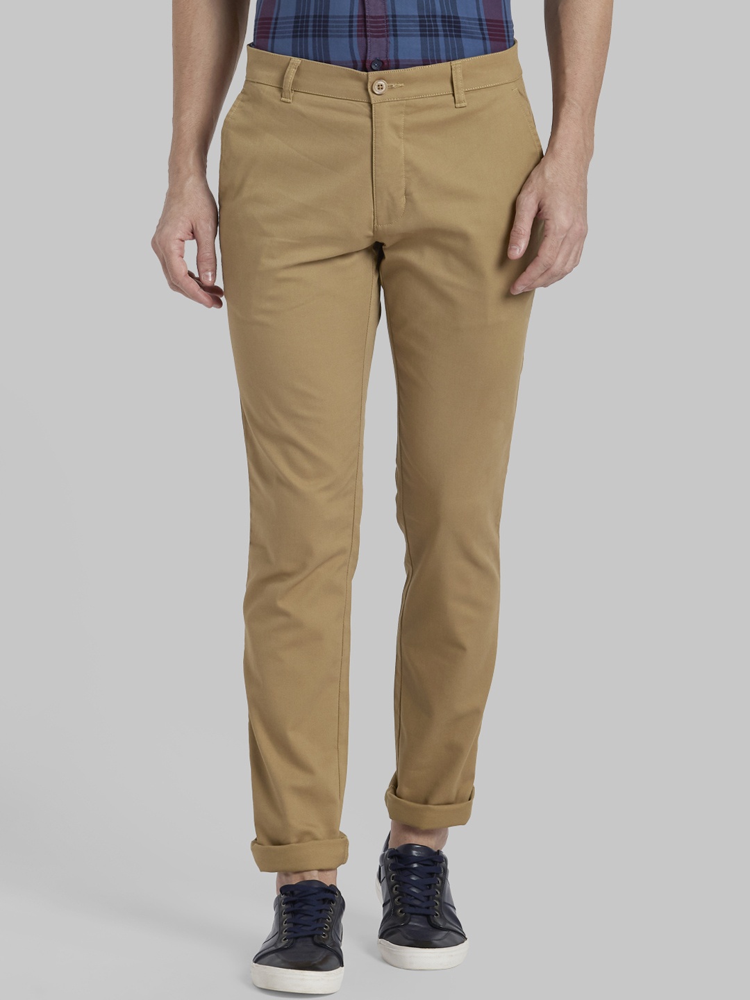 

Parx Men Khaki Regular Fit Solid Regular Trousers