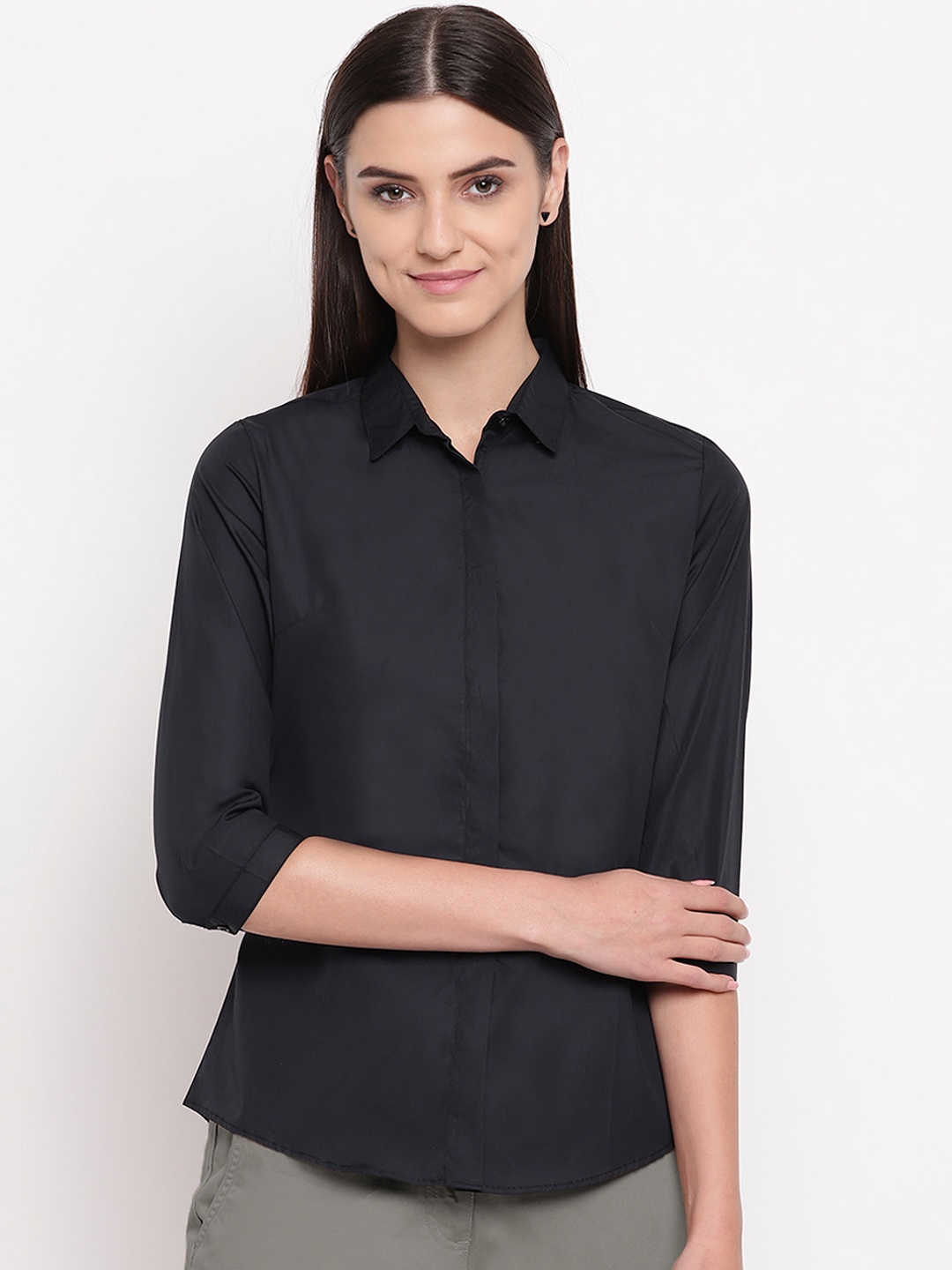 

Hancock Women Black Solid Slim Fit Pure Cotton Formal Shirt