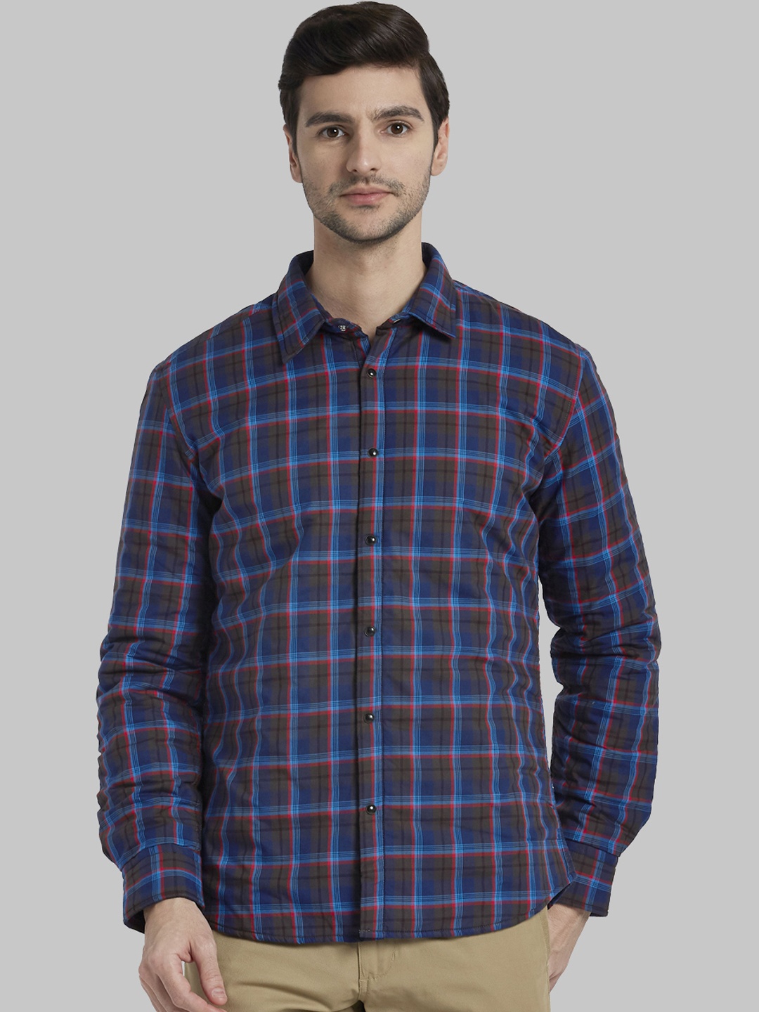 

Parx Men Blue & Red Regular Fit Checked Casual Shirt