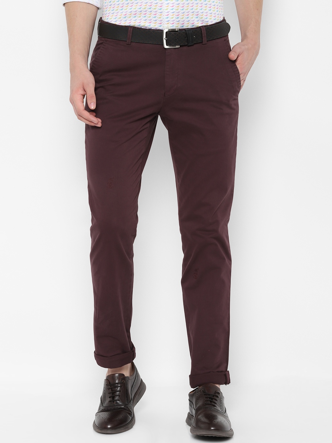 

SIMON CARTER LONDON Men Maroon Slim Fit Solid Regular Trousers