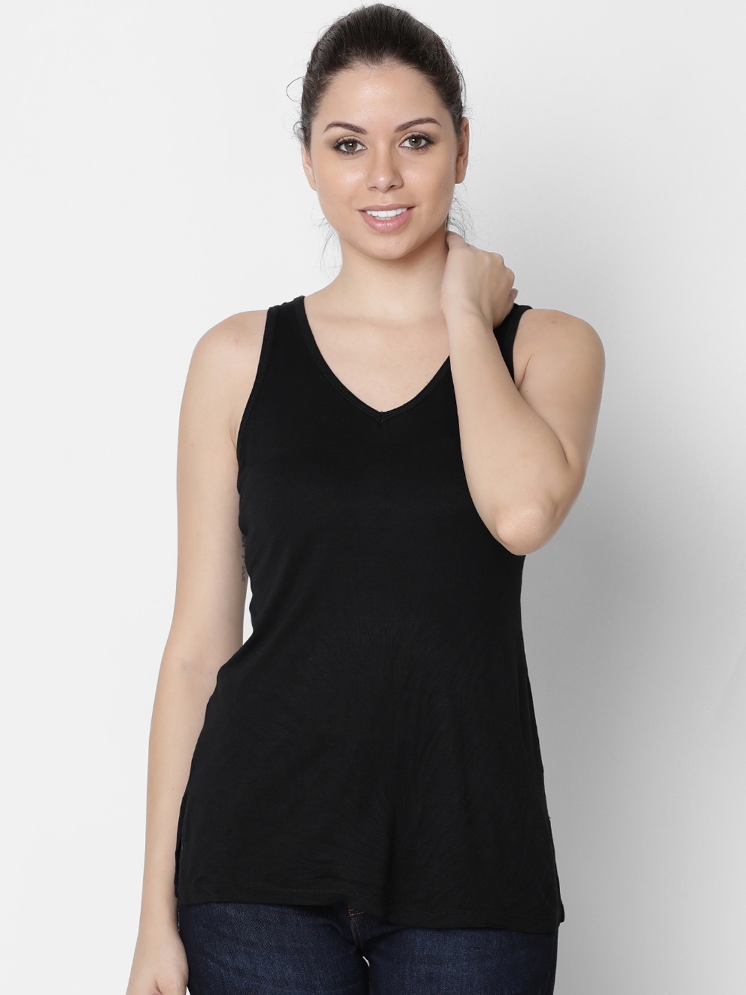 

Rute Women Black Solid V-Neck Pure Cotton T-shirt