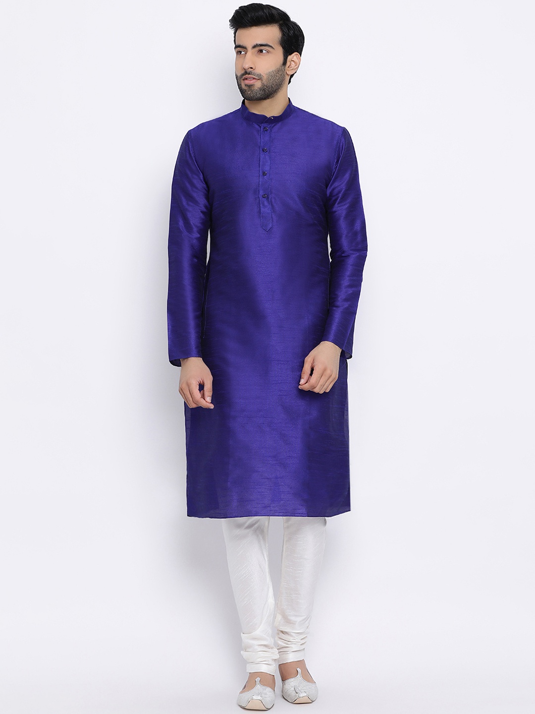 

NAMASKAR Men Blue Solid Straight Kurta